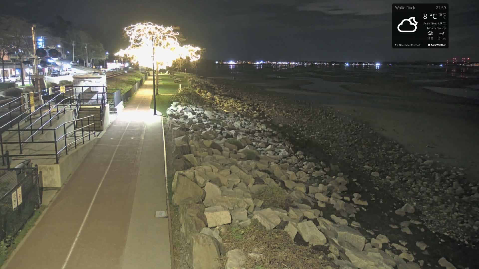 White Rock East Beach Live Cam - White Rock, Metro Vancouver, British Columbia, Canada