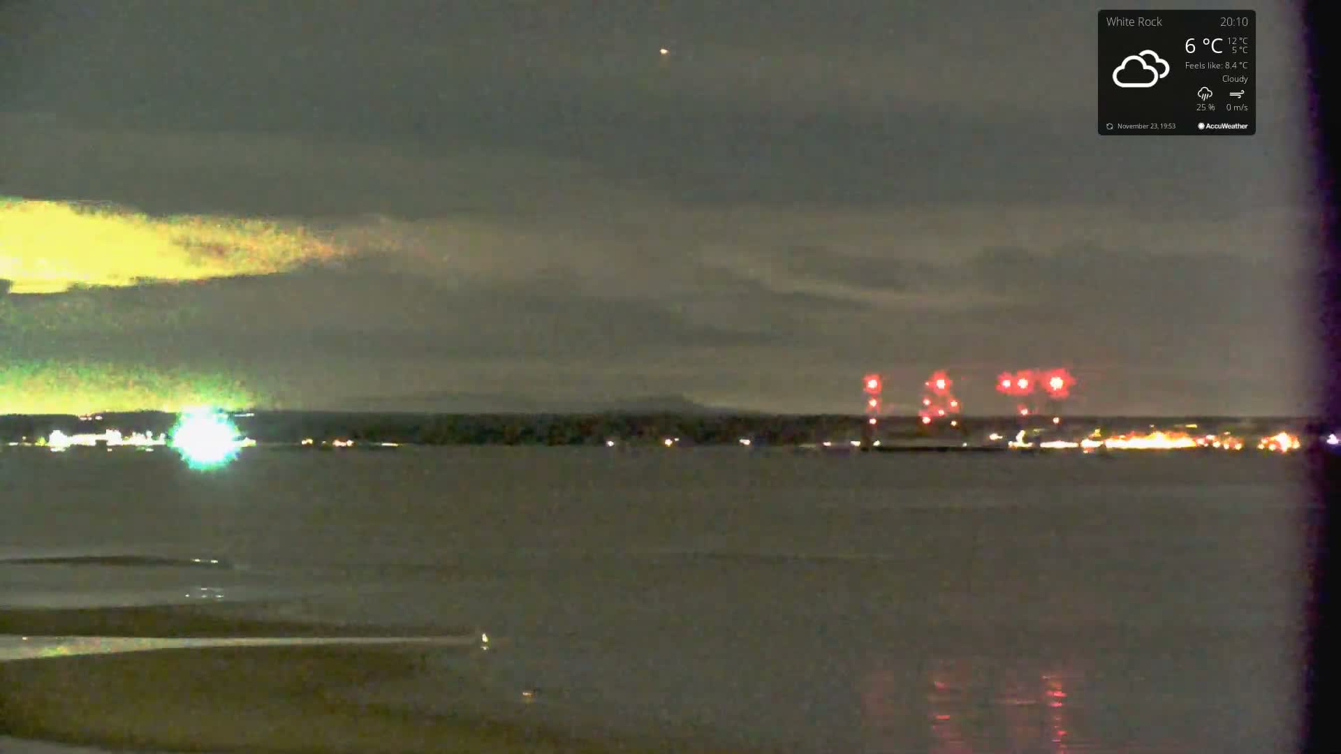 White Rock East Beach Live Cam - White Rock, Metro Vancouver, British Columbia, Canada