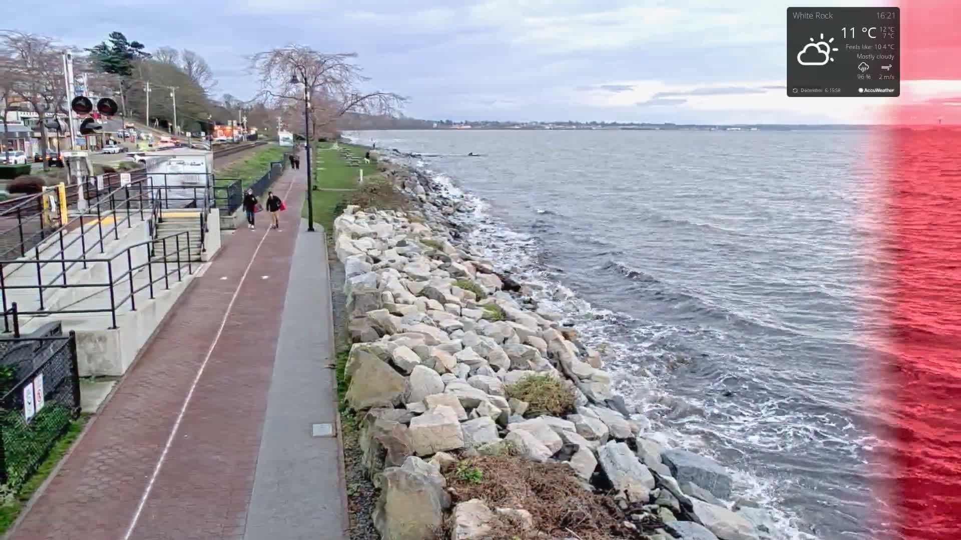 White Rock East Beach Live Cam - White Rock, Metro Vancouver, British Columbia, Canada