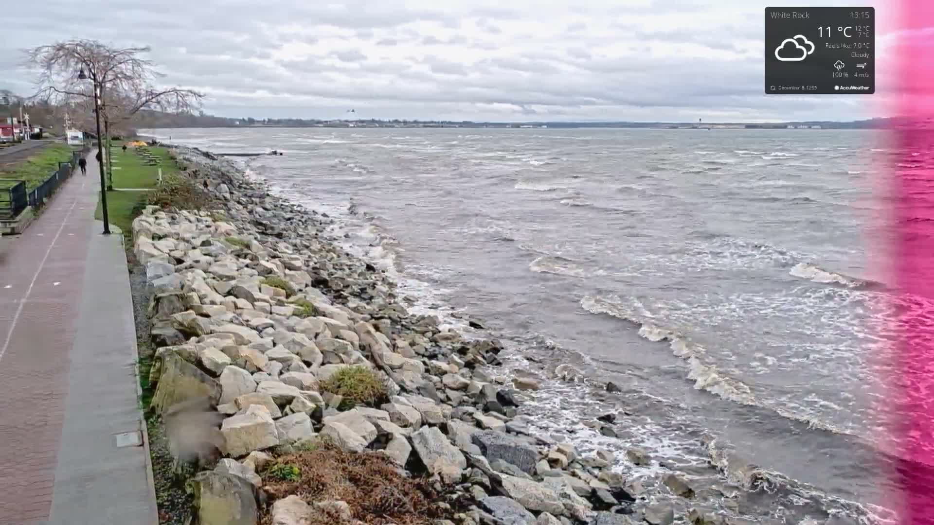 White Rock East Beach Live Cam - White Rock, Metro Vancouver, British Columbia, Canada