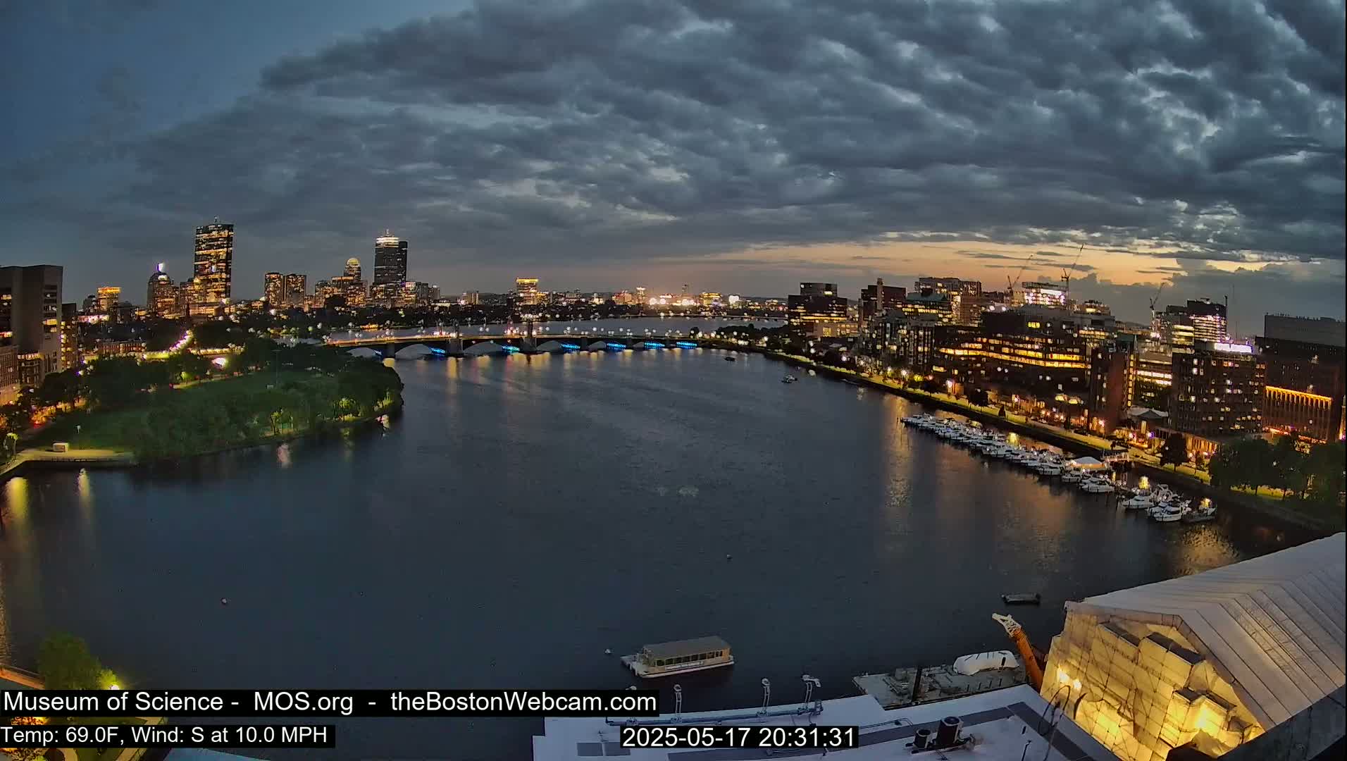 Boston Sky Live Cam - Boston, Massachusetts, USA