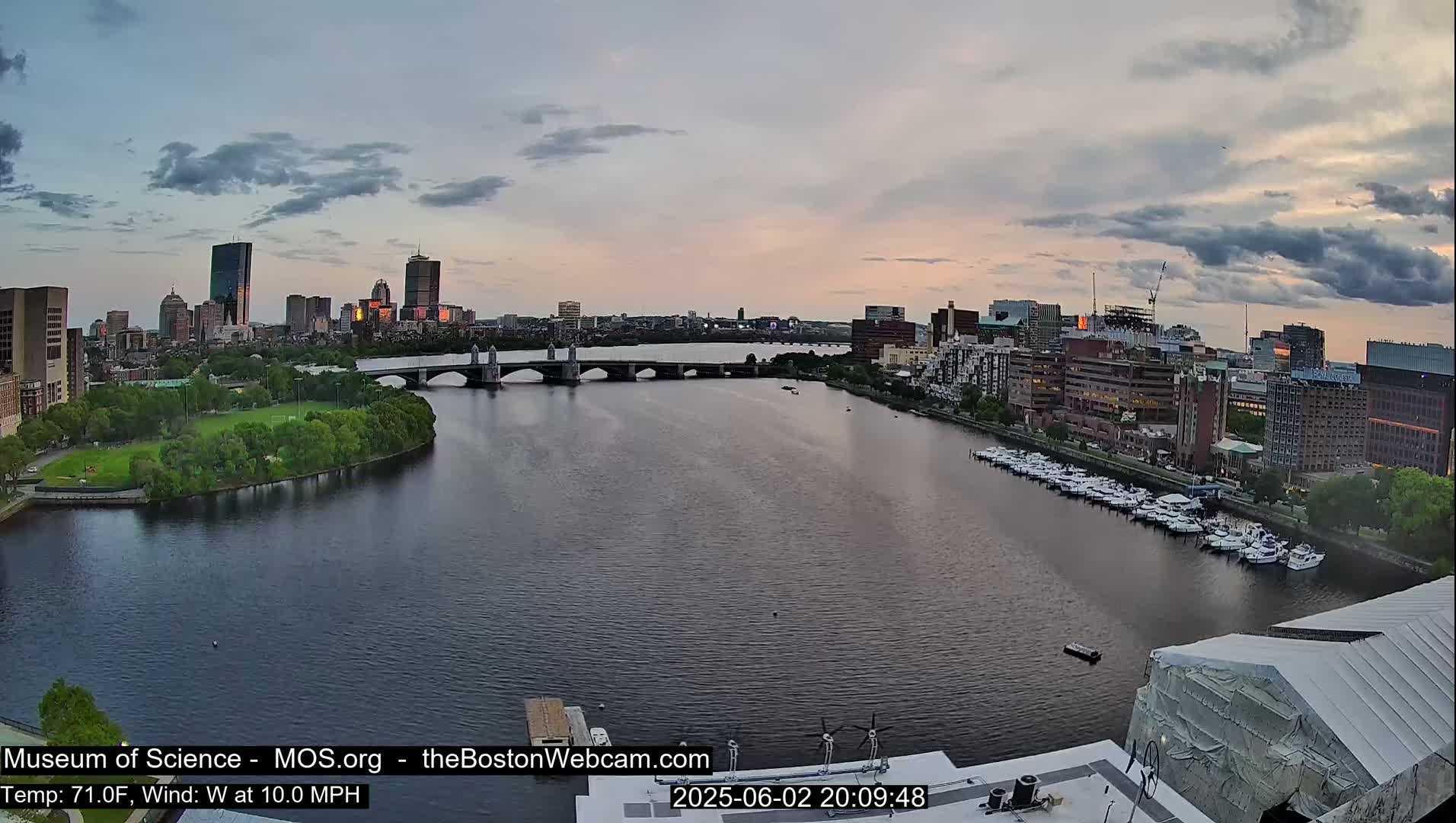 Boston Sky Live Cam - Boston, Massachusetts, USA