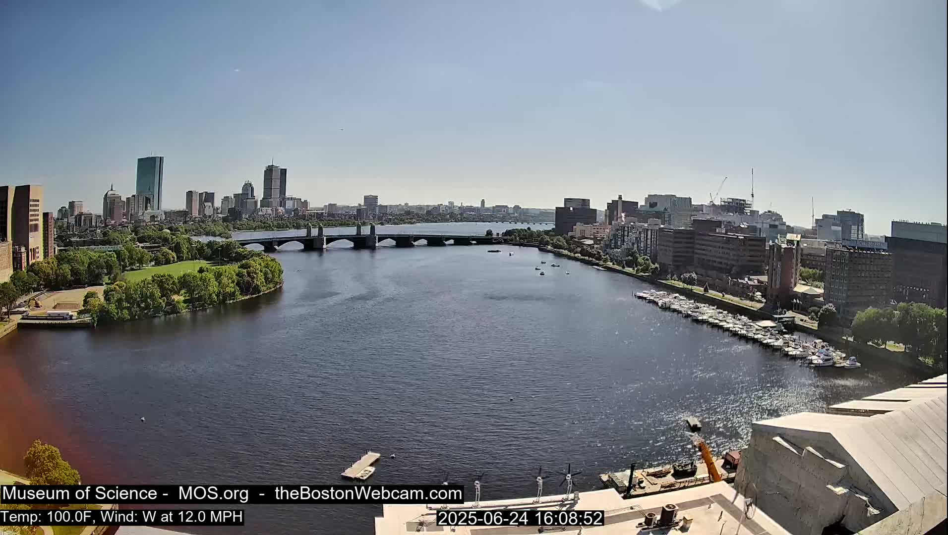 Boston Sky Live Cam - Boston, Massachusetts, USA