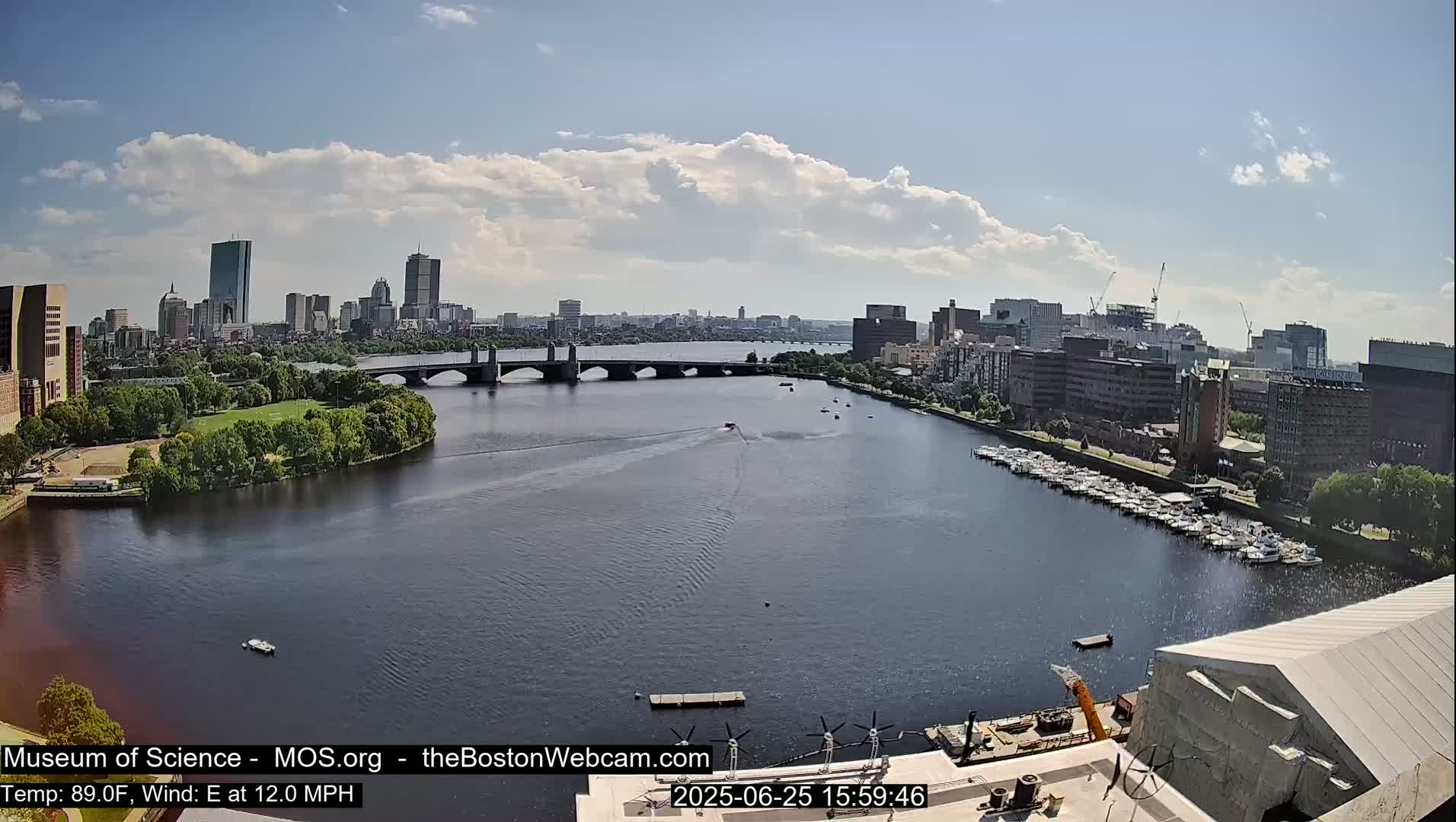 Boston Sky Live Cam - Boston, Massachusetts, USA