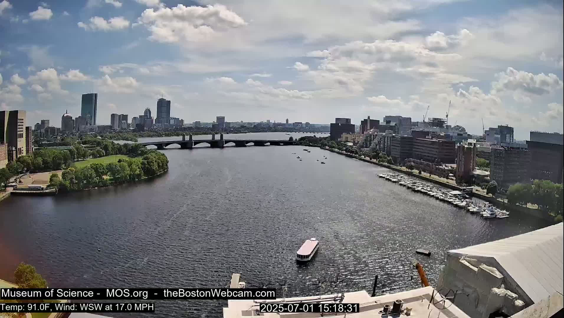 Boston Sky Live Cam - Boston, Massachusetts, USA