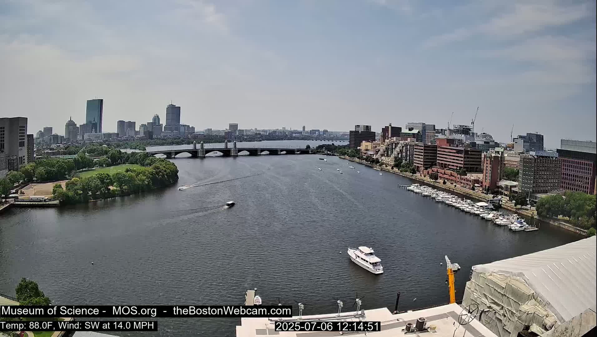 Boston Sky Live Cam - Boston, Massachusetts, USA