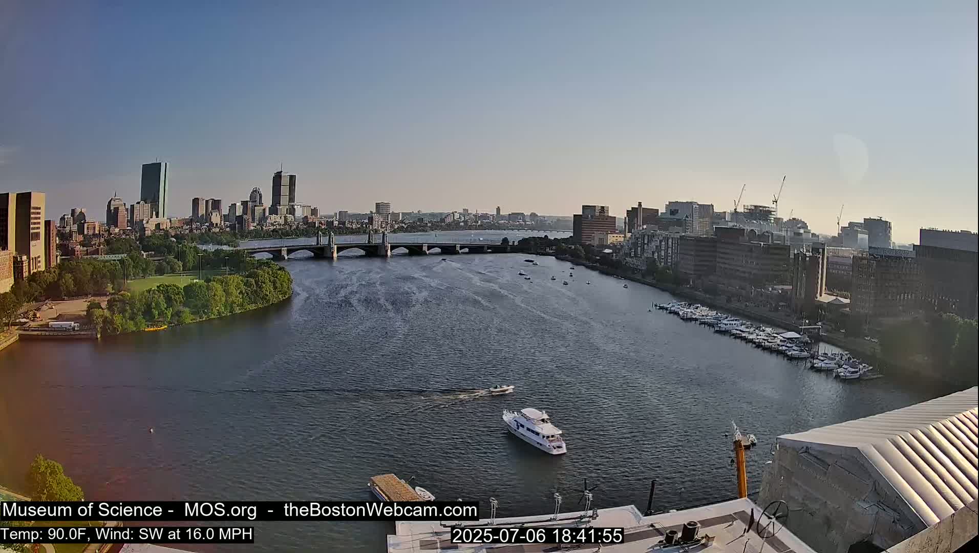 Boston Sky Live Cam - Boston, Massachusetts, USA