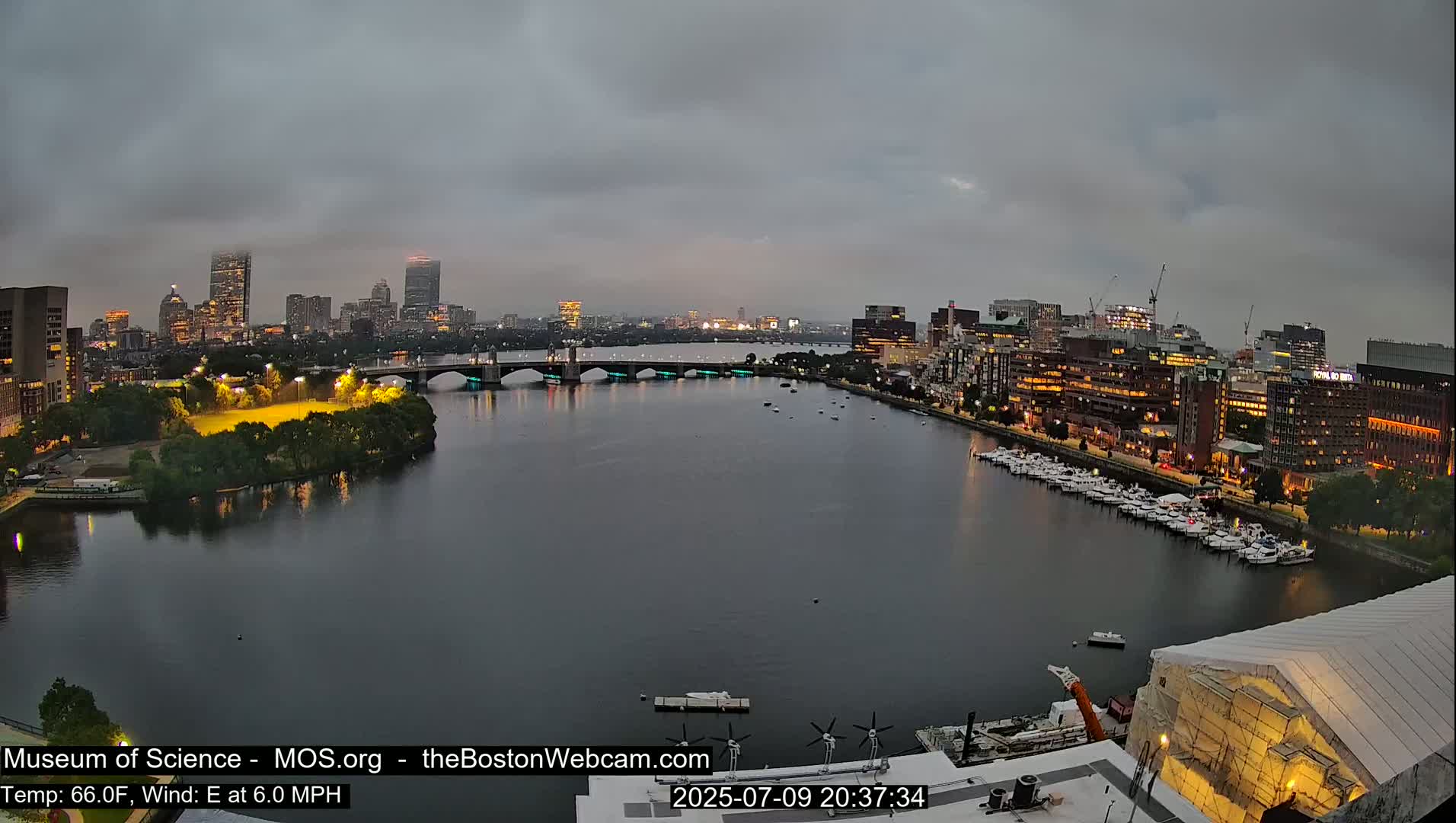 Boston Sky Live Cam - Boston, Massachusetts, USA