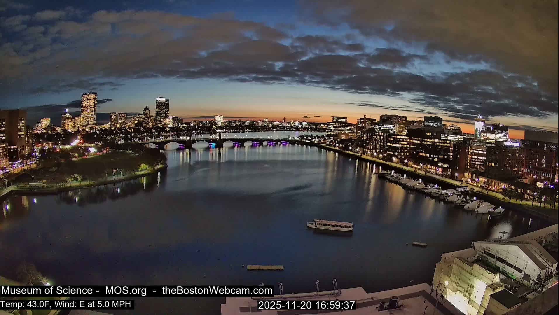 Boston Sky Live Cam - Boston, Massachusetts, USA