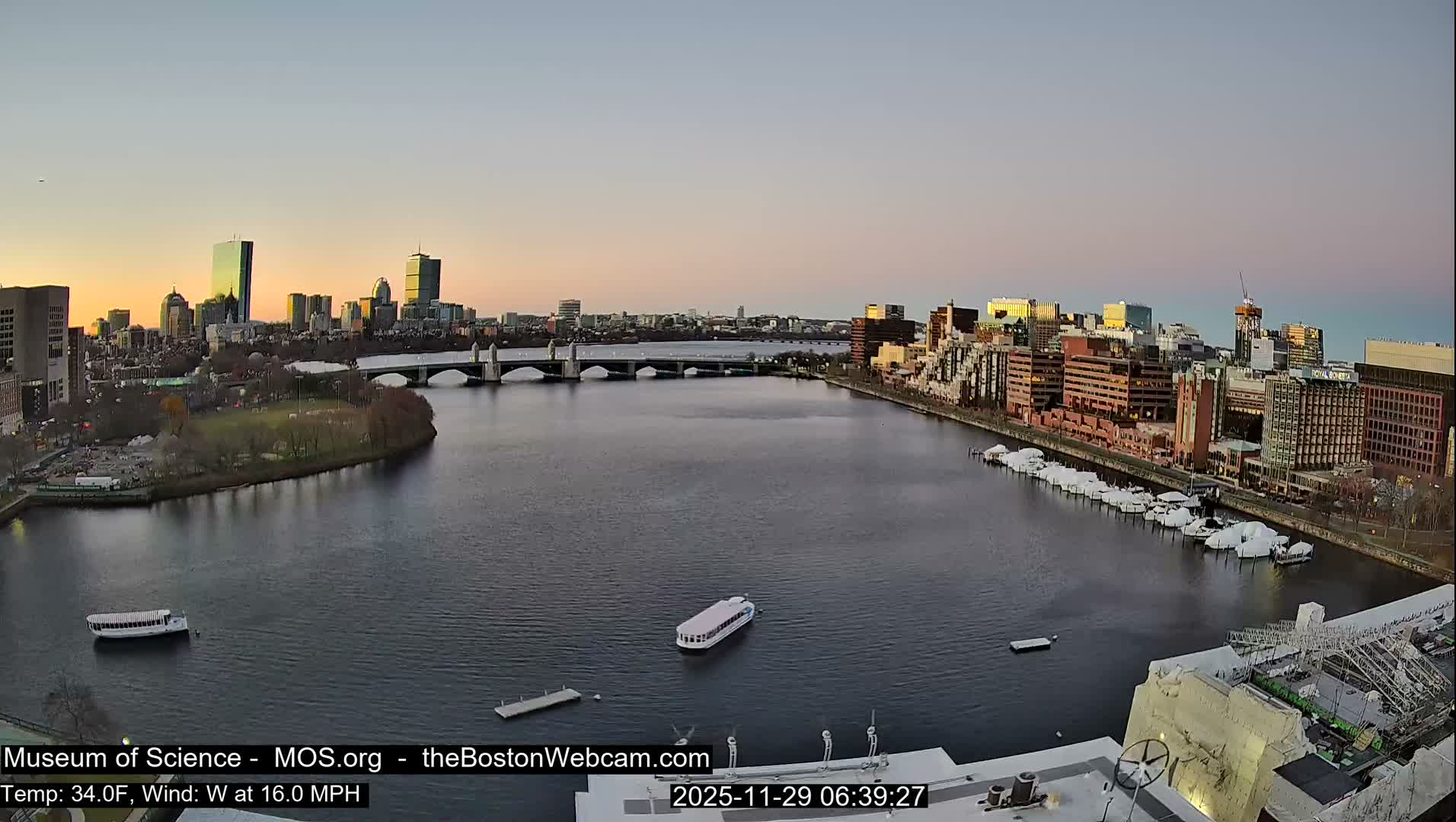 Boston Sky Live Cam - Boston, Massachusetts, USA