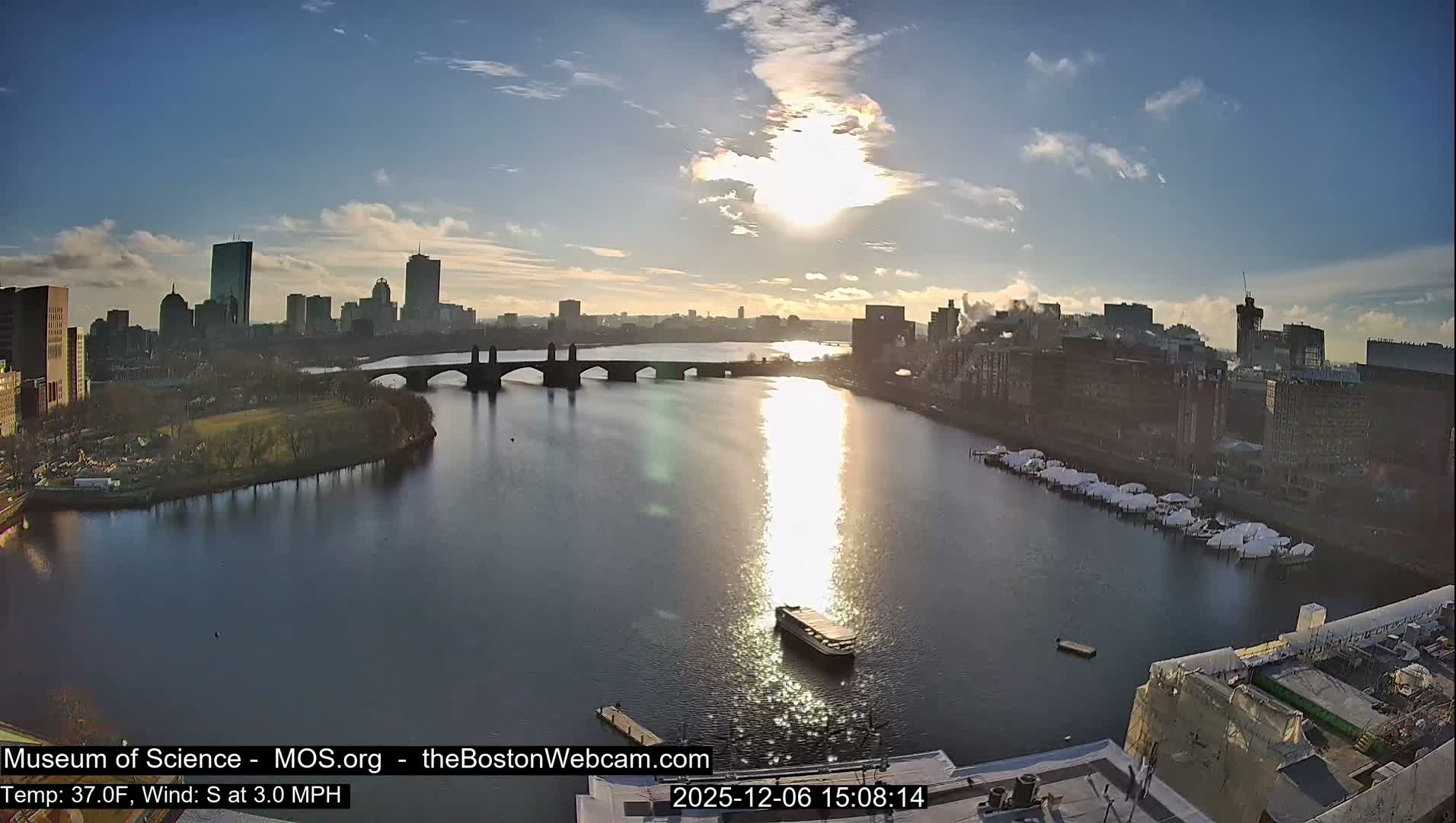 Boston Sky Live Cam - Boston, Massachusetts, USA