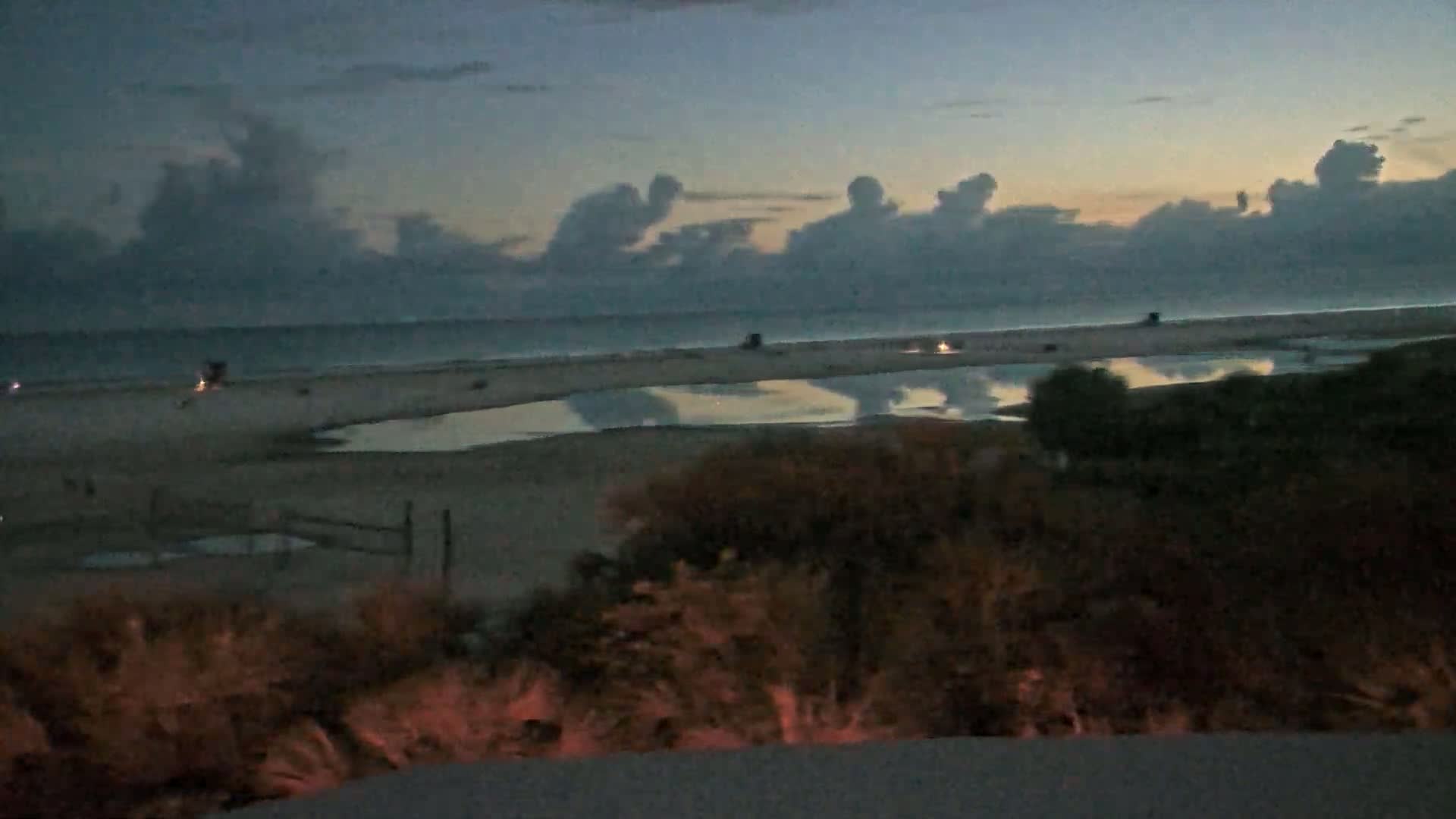 Siesta Key Beach Live Cam - Siesta Key, Sarasota, Florida, USA