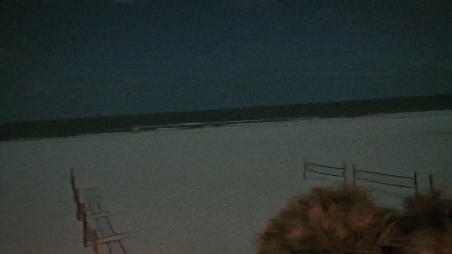 Siesta Key Beach Live Cam - Siesta Key, Sarasota, Florida, USA
