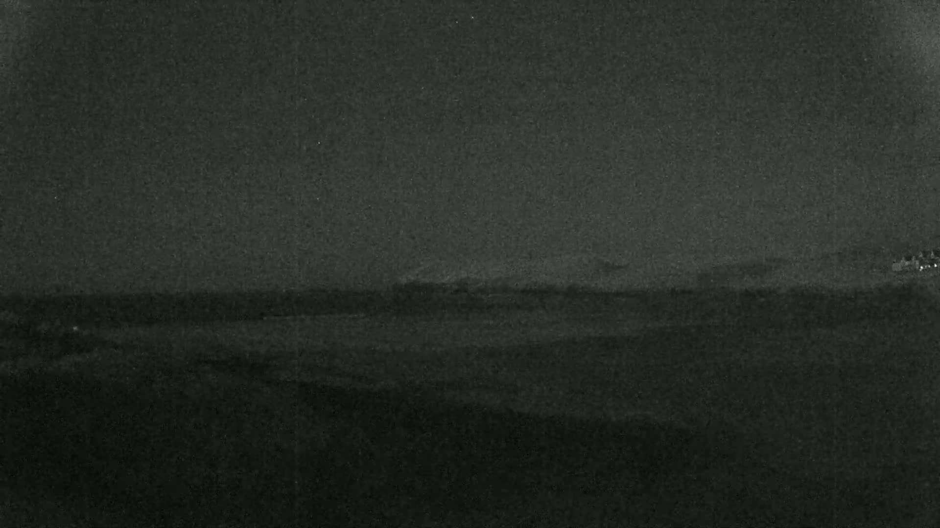 Polzeath Beach Live Cam - Polzeath, Cornwall, South West, England, United Kingdom