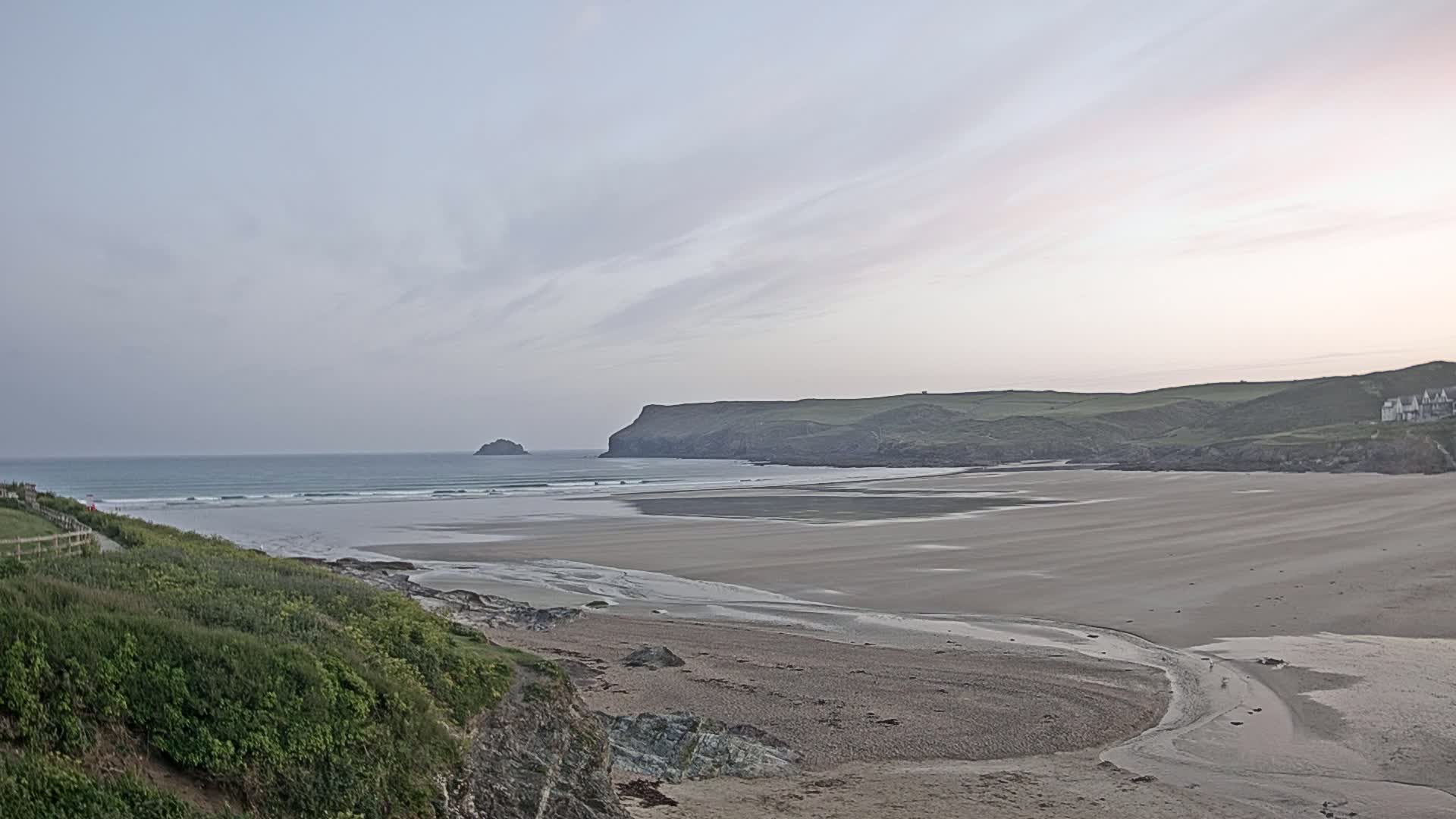 Polzeath Beach Live Cam - Polzeath, Cornwall, South West, England, United Kingdom