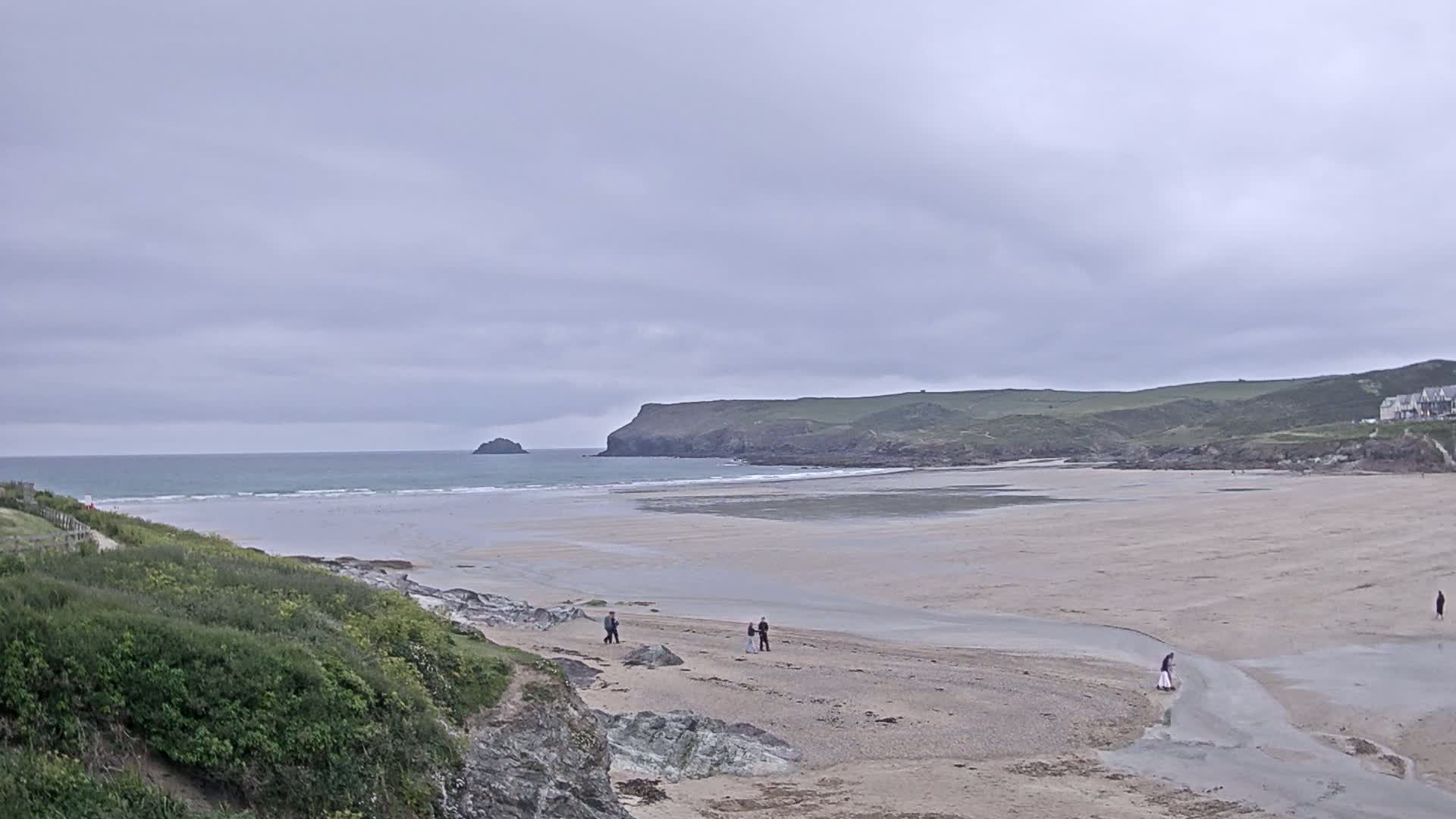 Polzeath Beach Live Cam - Polzeath, Cornwall, South West, England, United Kingdom