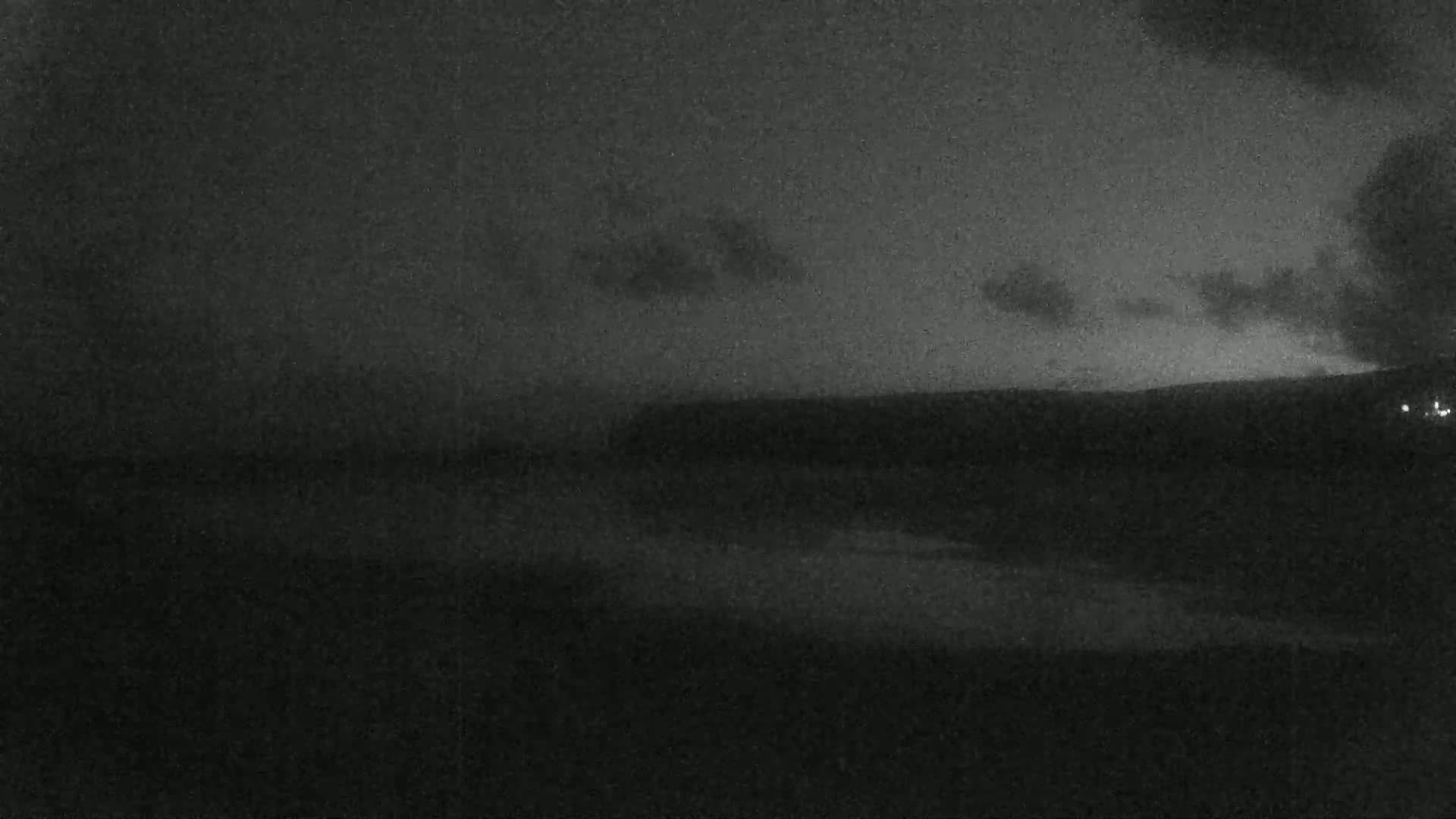 Polzeath Beach Live Cam - Polzeath, Cornwall, South West, England, United Kingdom