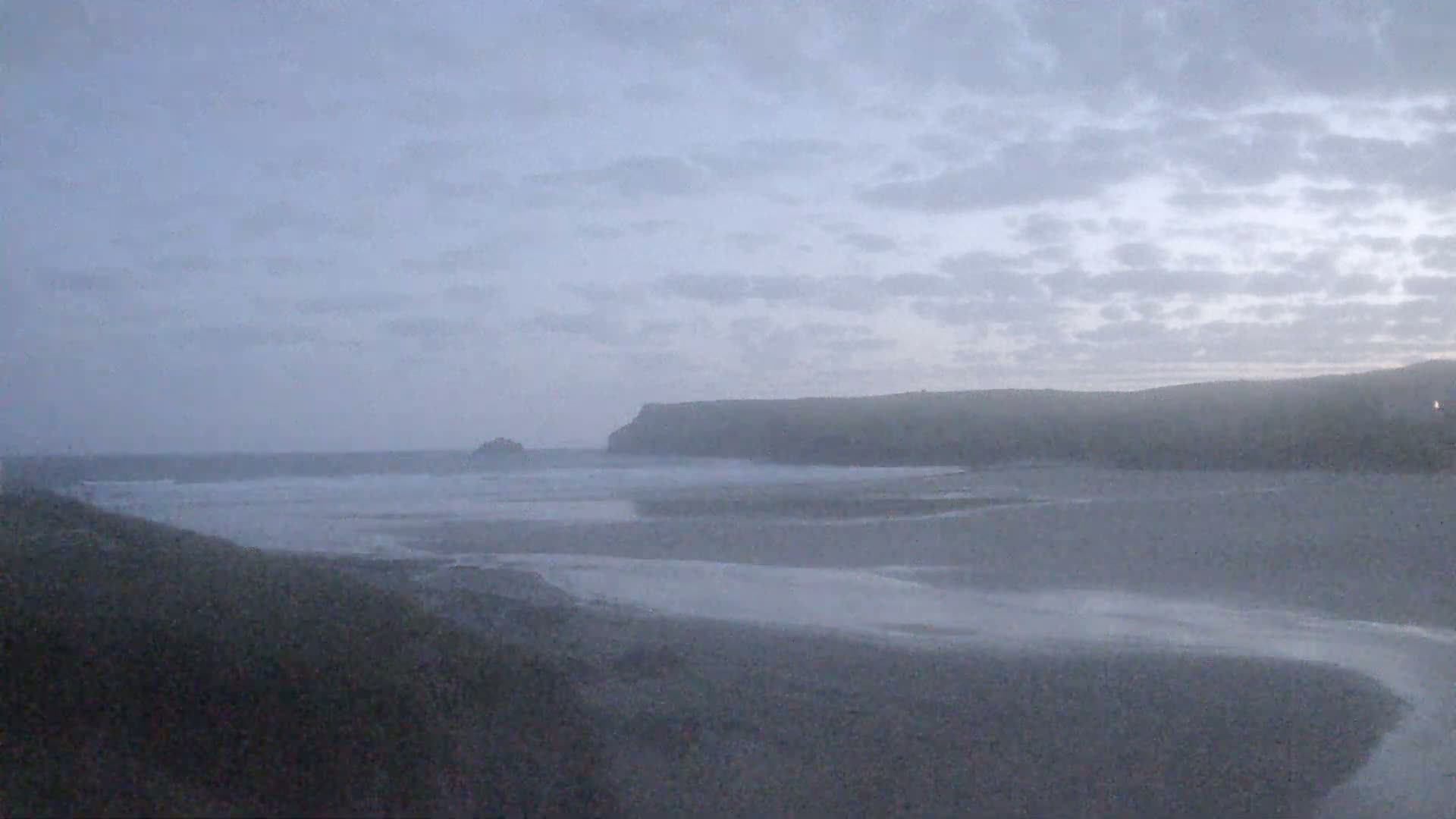 Polzeath Beach Live Cam - Polzeath, Cornwall, South West, England, United Kingdom