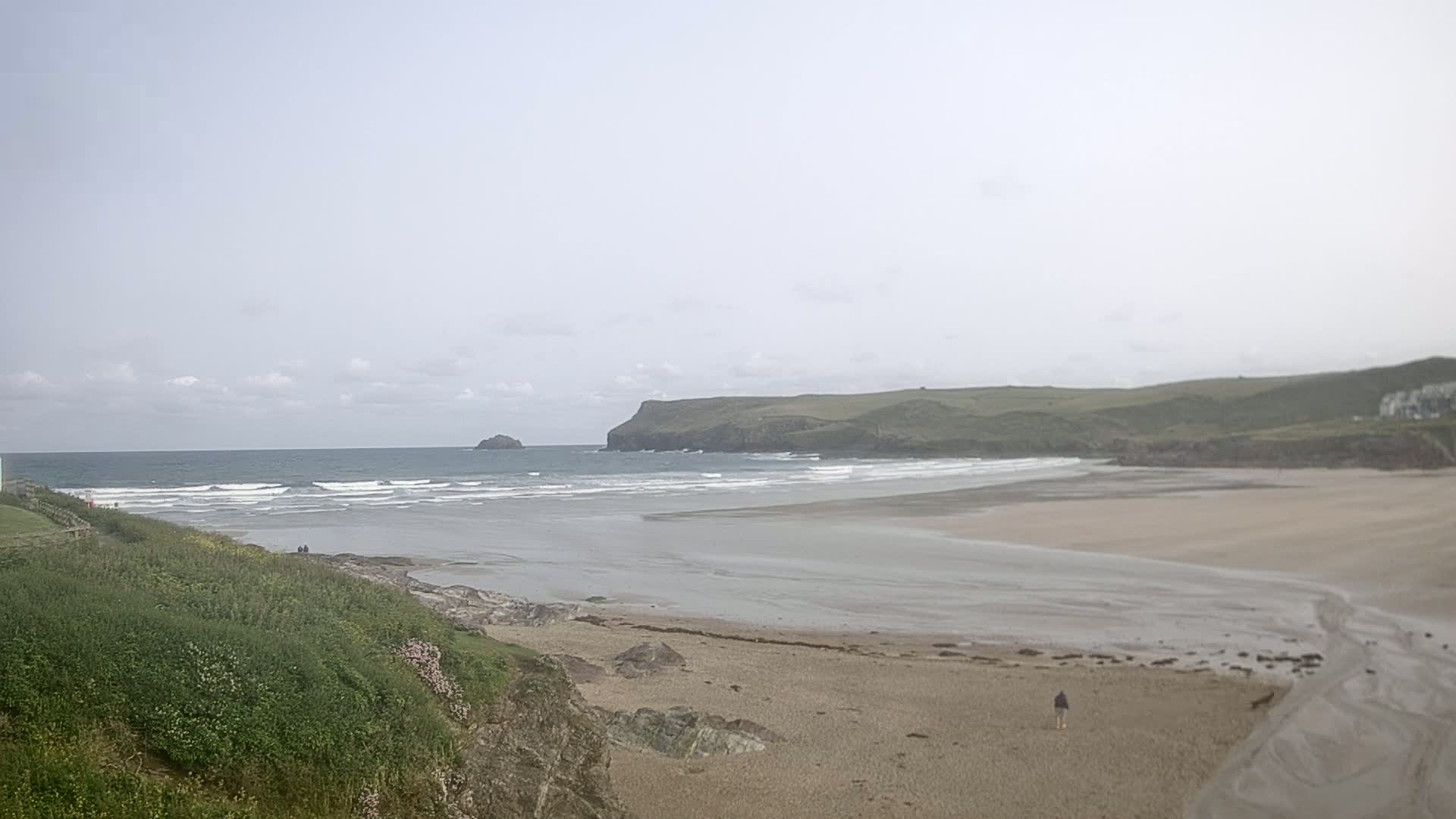 Polzeath Beach Live Cam - Polzeath, Cornwall, South West, England, United Kingdom