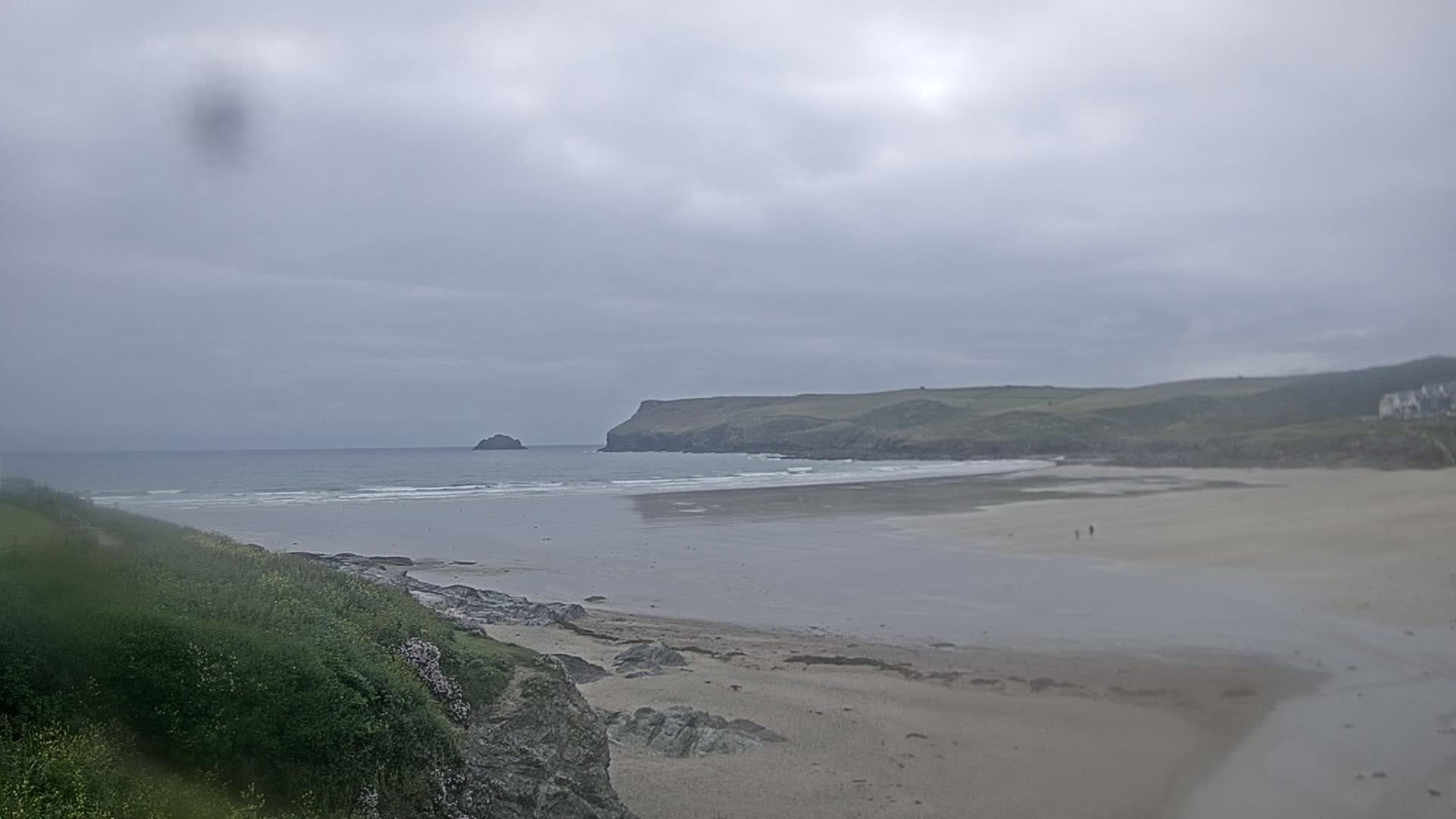Polzeath Beach Live Cam - Polzeath, Cornwall, South West, England, United Kingdom