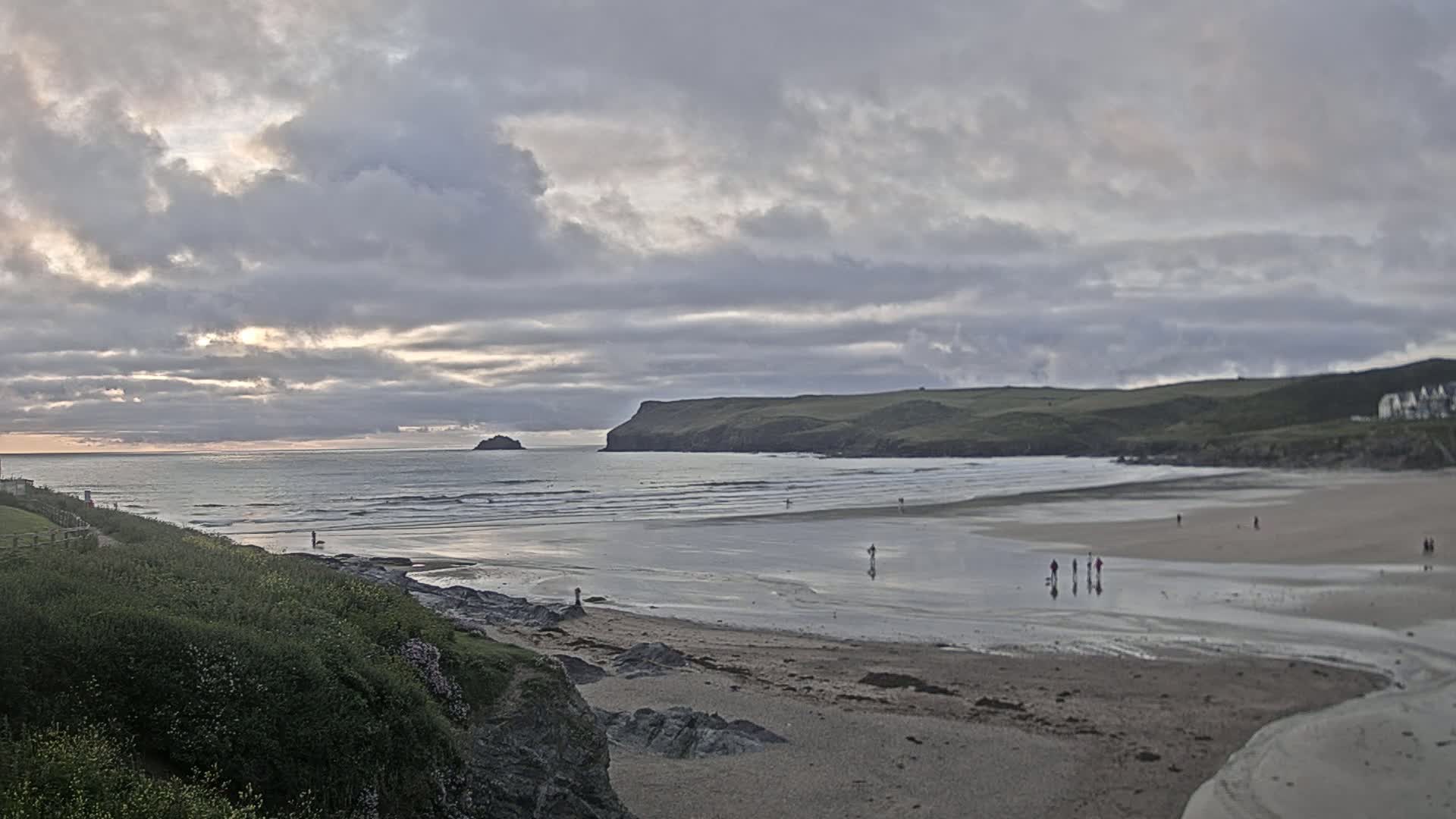 Polzeath Beach Live Cam - Polzeath, Cornwall, South West, England, United Kingdom
