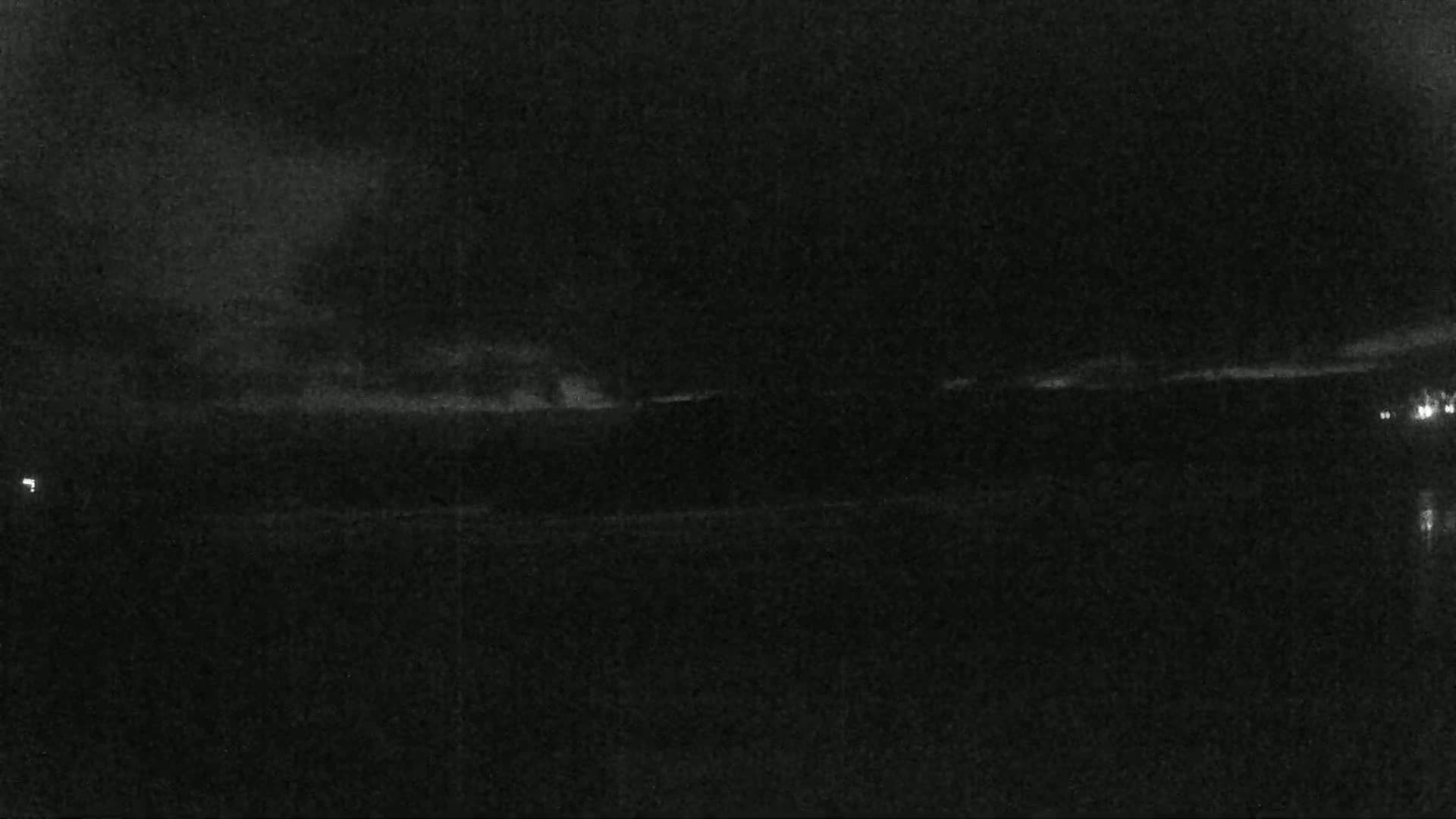 Polzeath Beach Live Cam - Polzeath, Cornwall, South West, England, United Kingdom