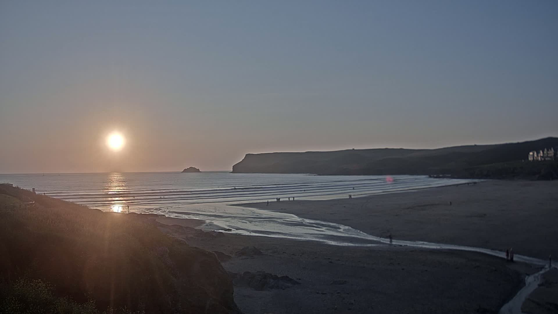 Polzeath Beach Live Cam - Polzeath, Cornwall, South West, England, United Kingdom
