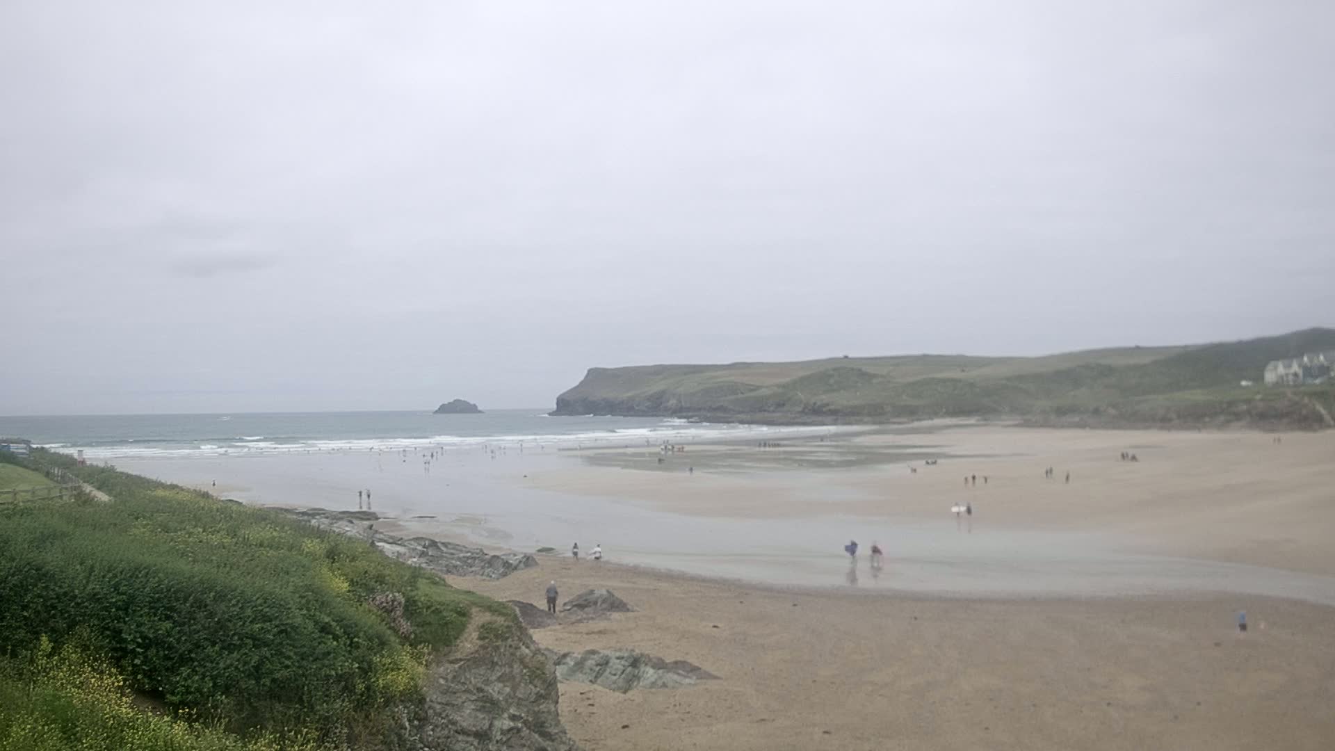 Polzeath Beach Live Cam - Polzeath, Cornwall, South West, England, United Kingdom