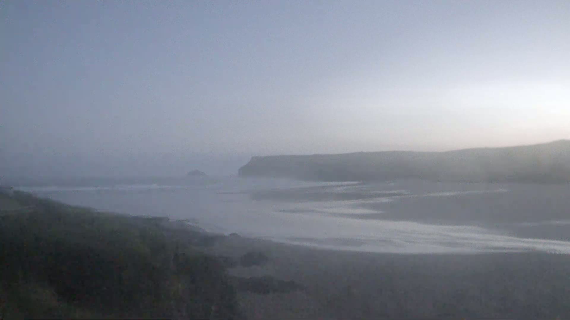 Polzeath Beach Live Cam - Polzeath, Cornwall, South West, England, United Kingdom
