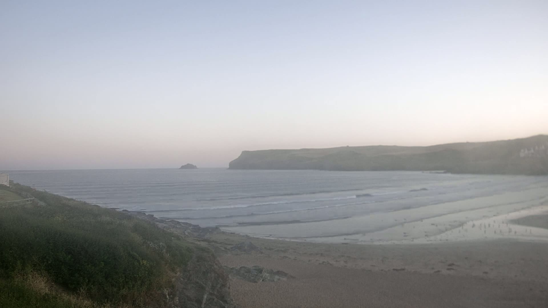 Polzeath Beach Live Cam - Polzeath, Cornwall, South West, England, United Kingdom