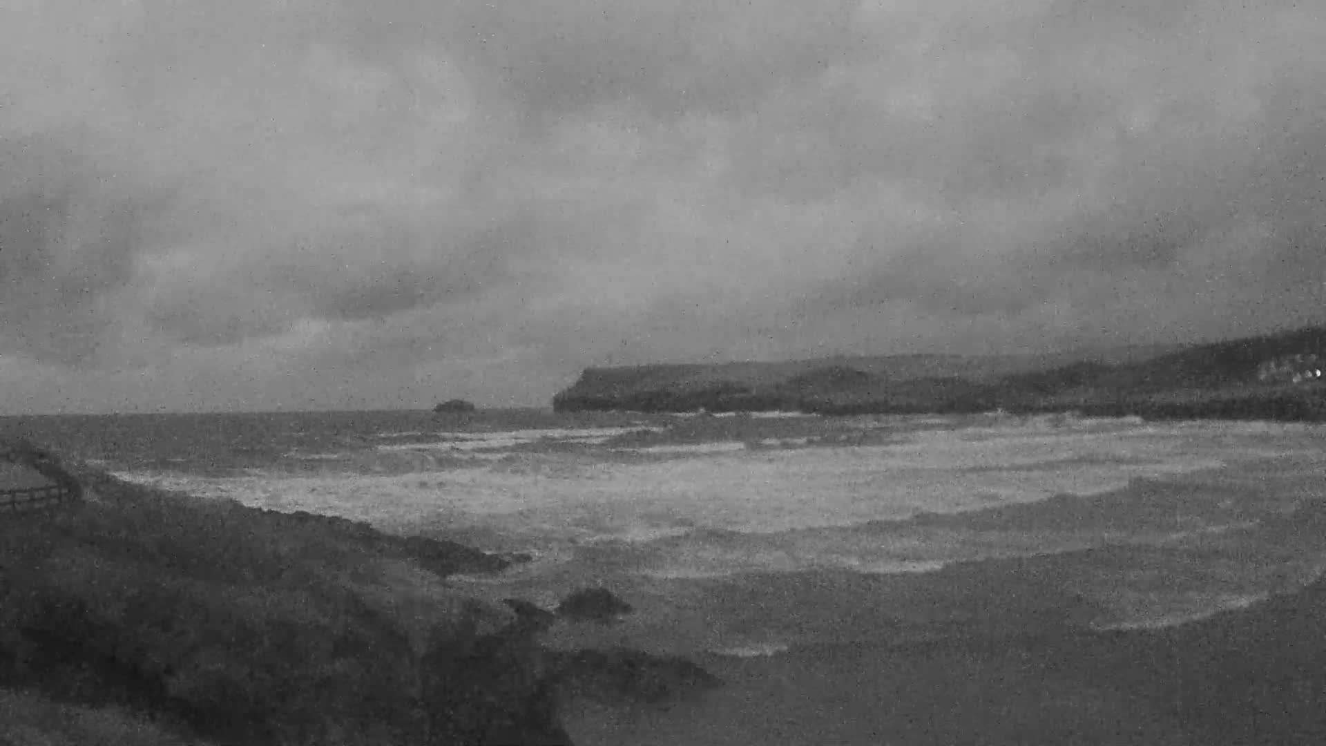 Polzeath Beach Live Cam - Polzeath, Cornwall, South West, England, United Kingdom