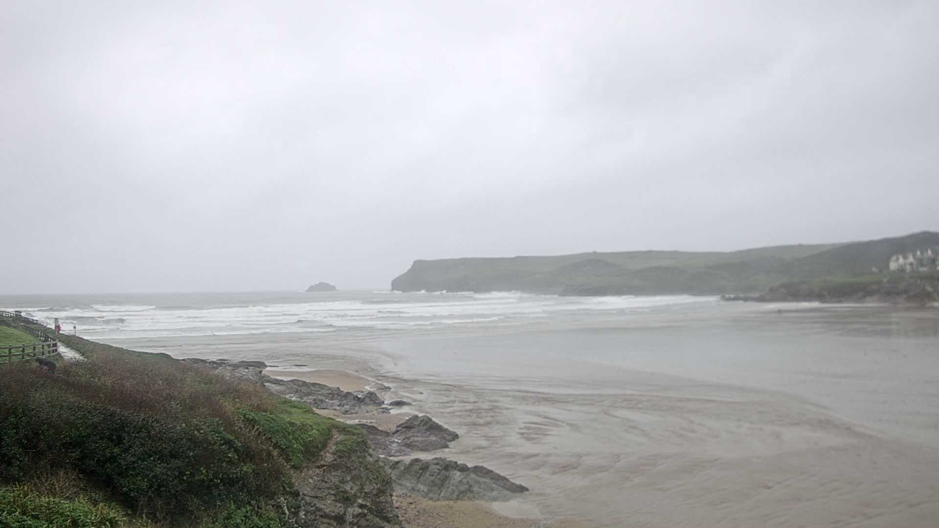 Polzeath Beach Live Cam - Polzeath, Cornwall, South West, England, United Kingdom