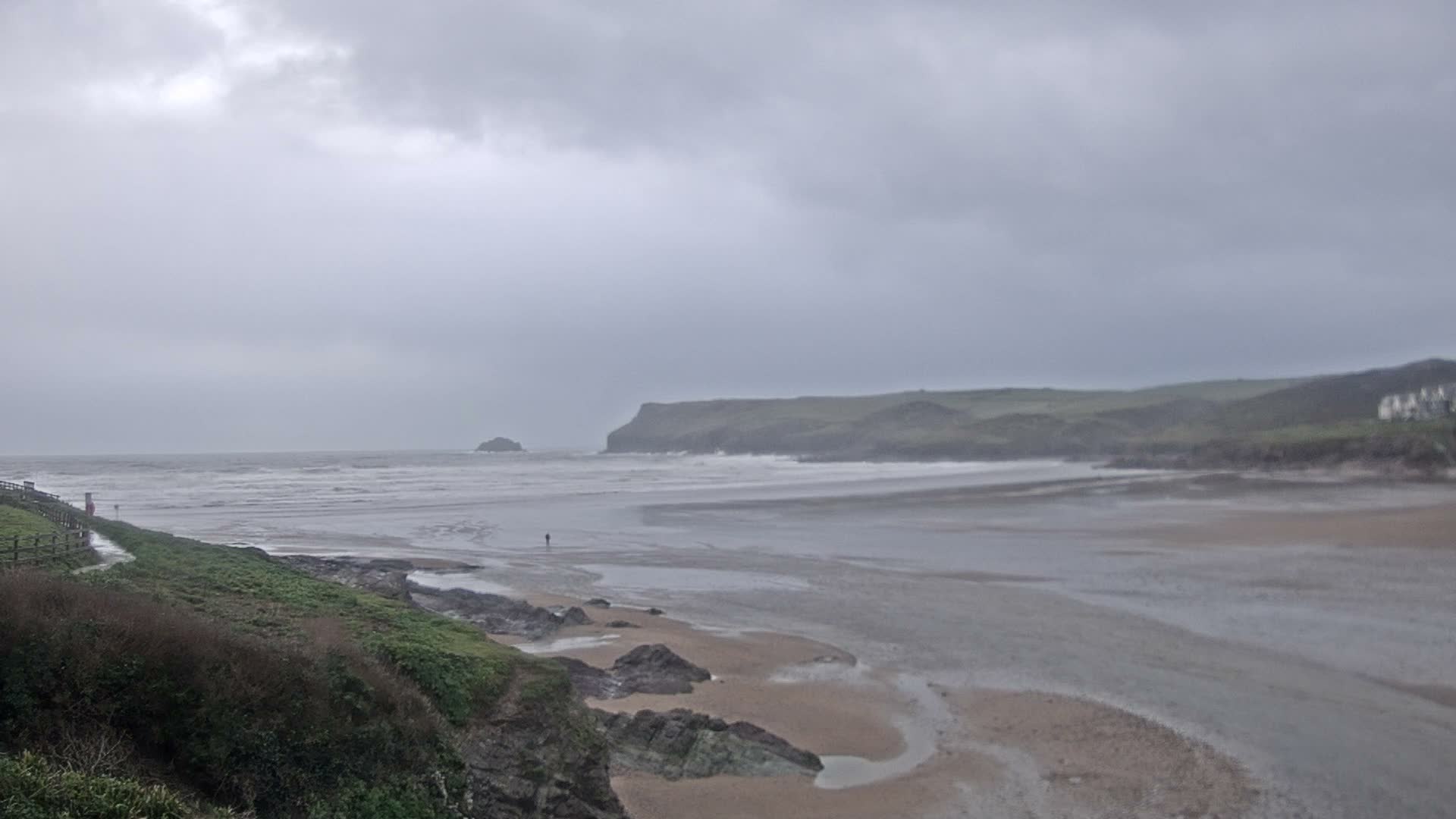 Polzeath Beach Live Cam - Polzeath, Cornwall, South West, England, United Kingdom