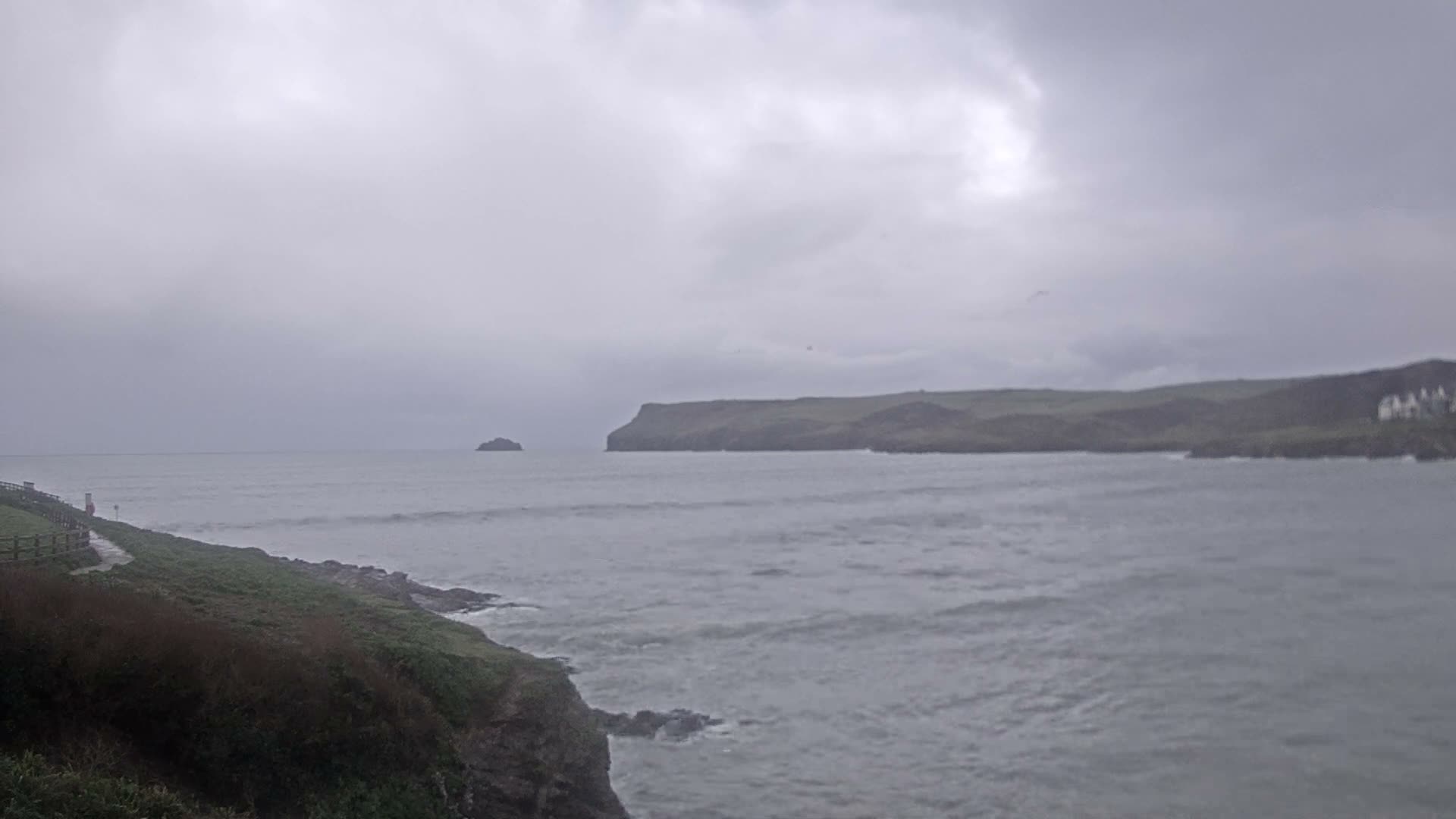 Polzeath Beach Live Cam - Polzeath, Cornwall, South West, England, United Kingdom