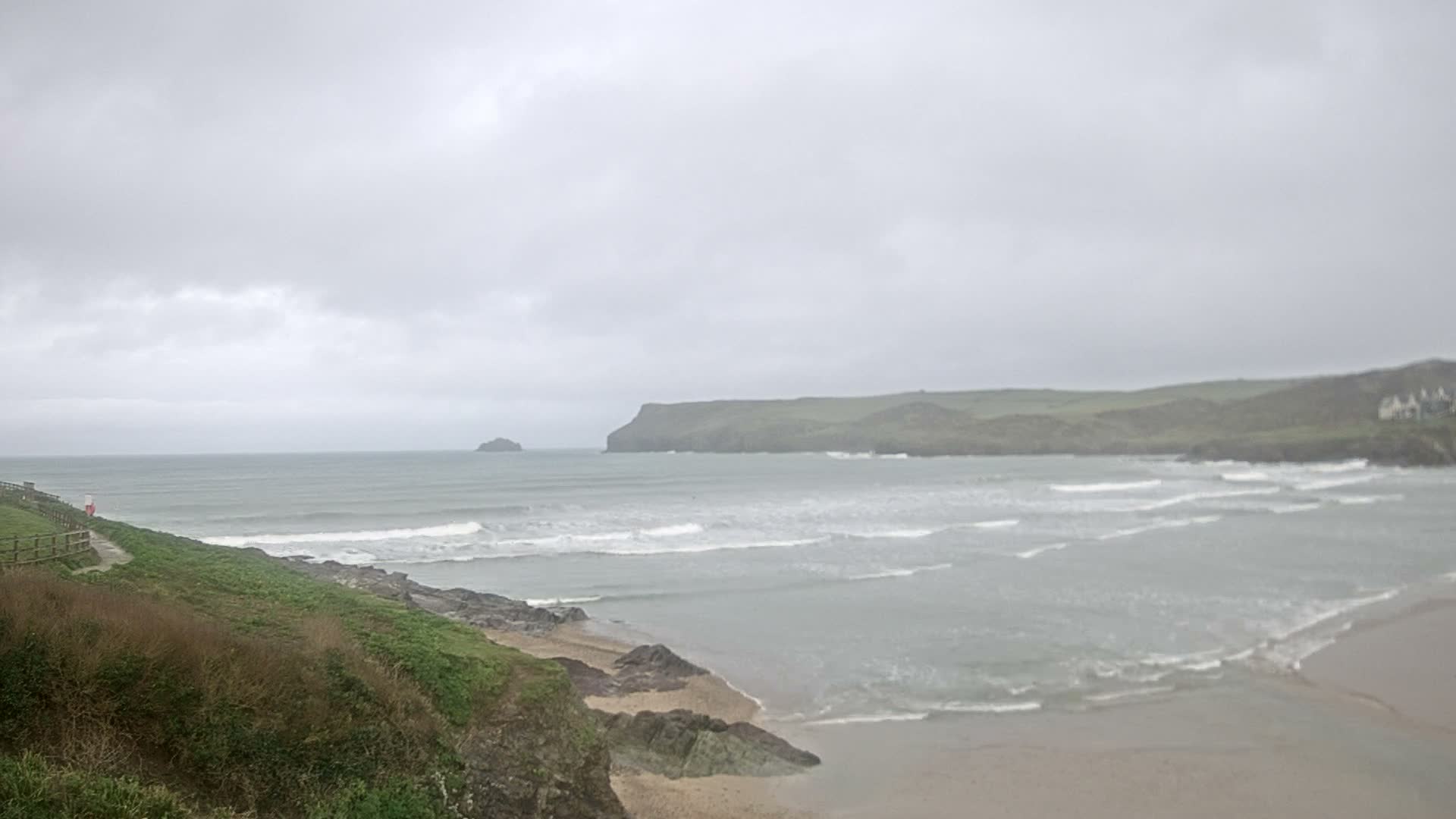 Polzeath Beach Live Cam - Polzeath, Cornwall, South West, England, United Kingdom