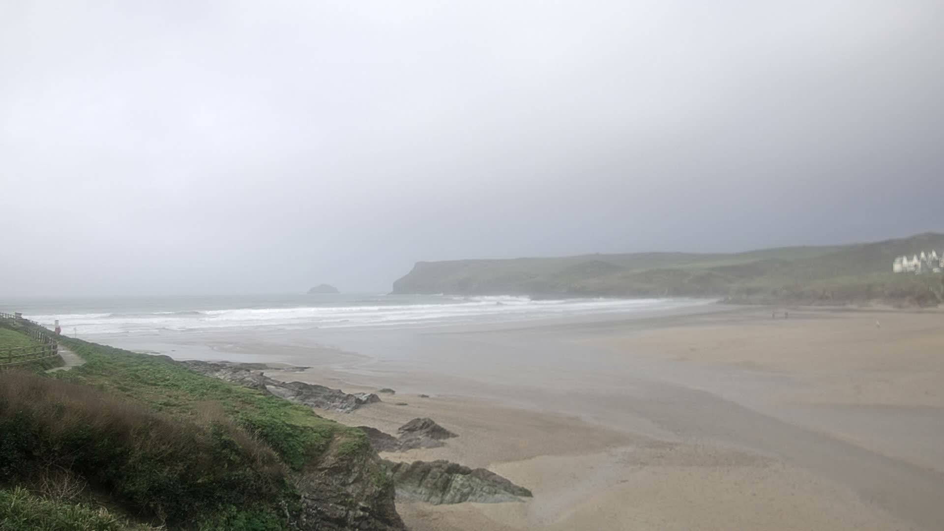 Polzeath Beach Live Cam - Polzeath, Cornwall, South West, England, United Kingdom