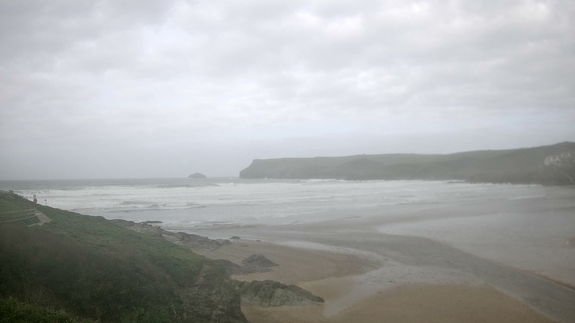 Polzeath Beach Live Cam - Polzeath, Cornwall, South West, England, United Kingdom