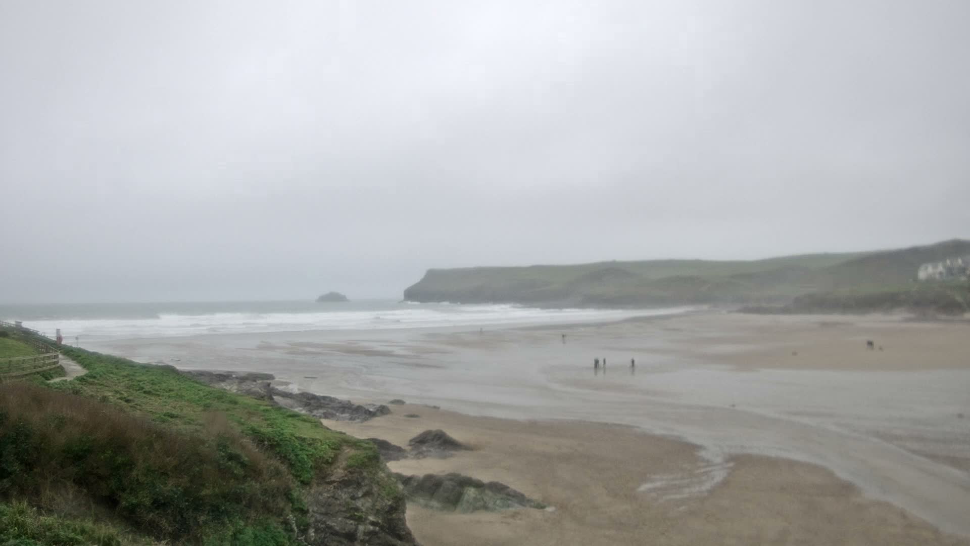 Polzeath Beach Live Cam - Polzeath, Cornwall, South West, England, United Kingdom