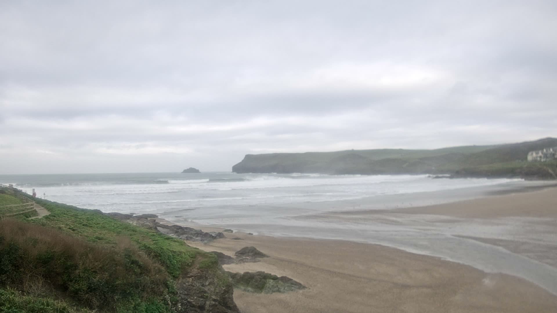 Polzeath Beach Live Cam - Polzeath, Cornwall, South West, England, United Kingdom