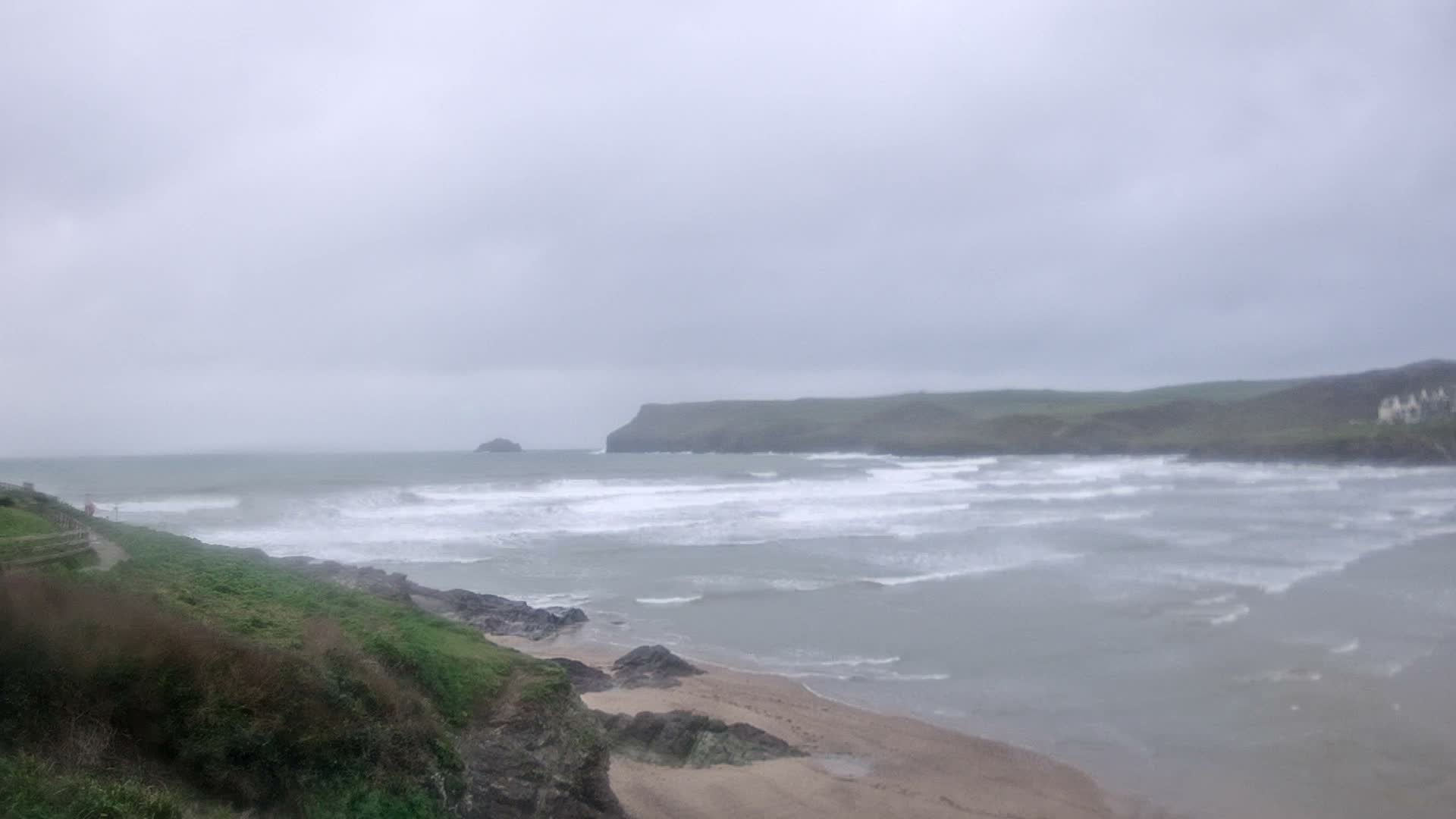 Polzeath Beach Live Cam - Polzeath, Cornwall, South West, England, United Kingdom