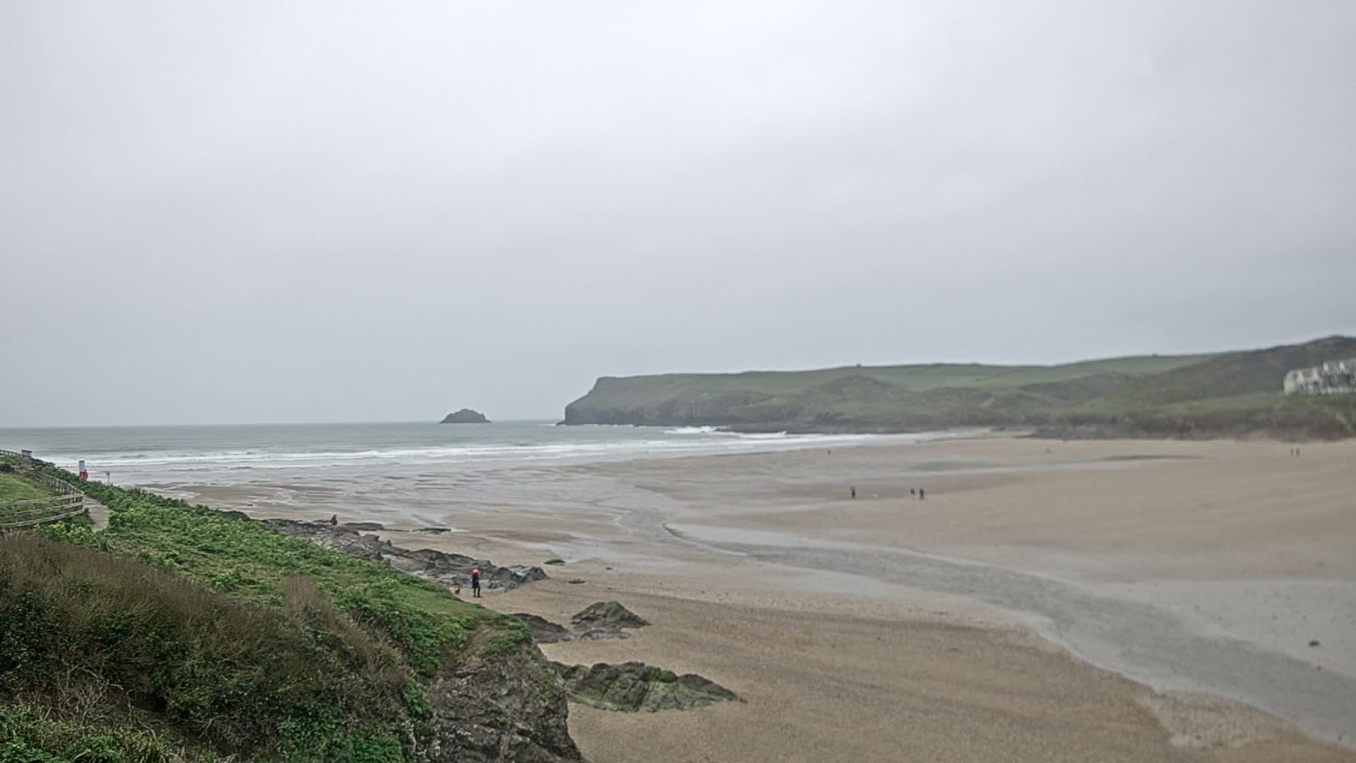 Polzeath Beach Live Cam - Polzeath, Cornwall, South West, England, United Kingdom