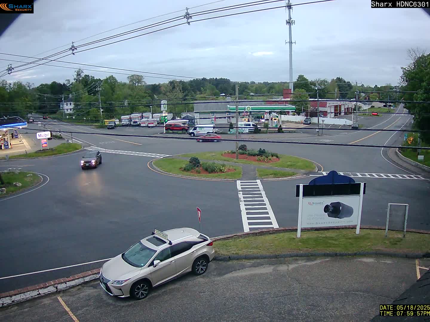 Derry City NH, E Derry Rd/ Chester Rd /E Broadway Derry Village Junction Live Cam - Derry, Rockingham, New Hampshire, USA