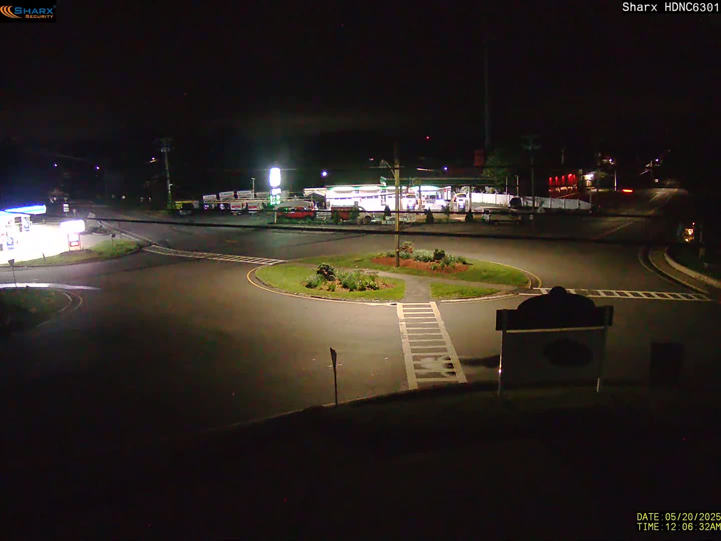 Derry City NH, E Derry Rd/ Chester Rd /E Broadway Derry Village Junction Live Cam - Derry, Rockingham, New Hampshire, USA
