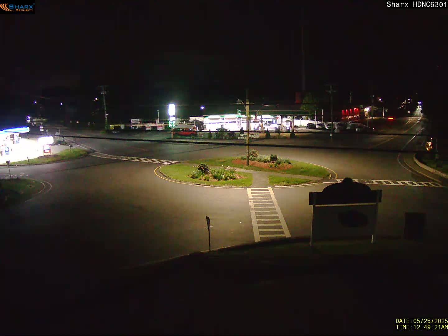Derry City NH, E Derry Rd/ Chester Rd /E Broadway Derry Village Junction Live Cam - Derry, Rockingham, New Hampshire, USA