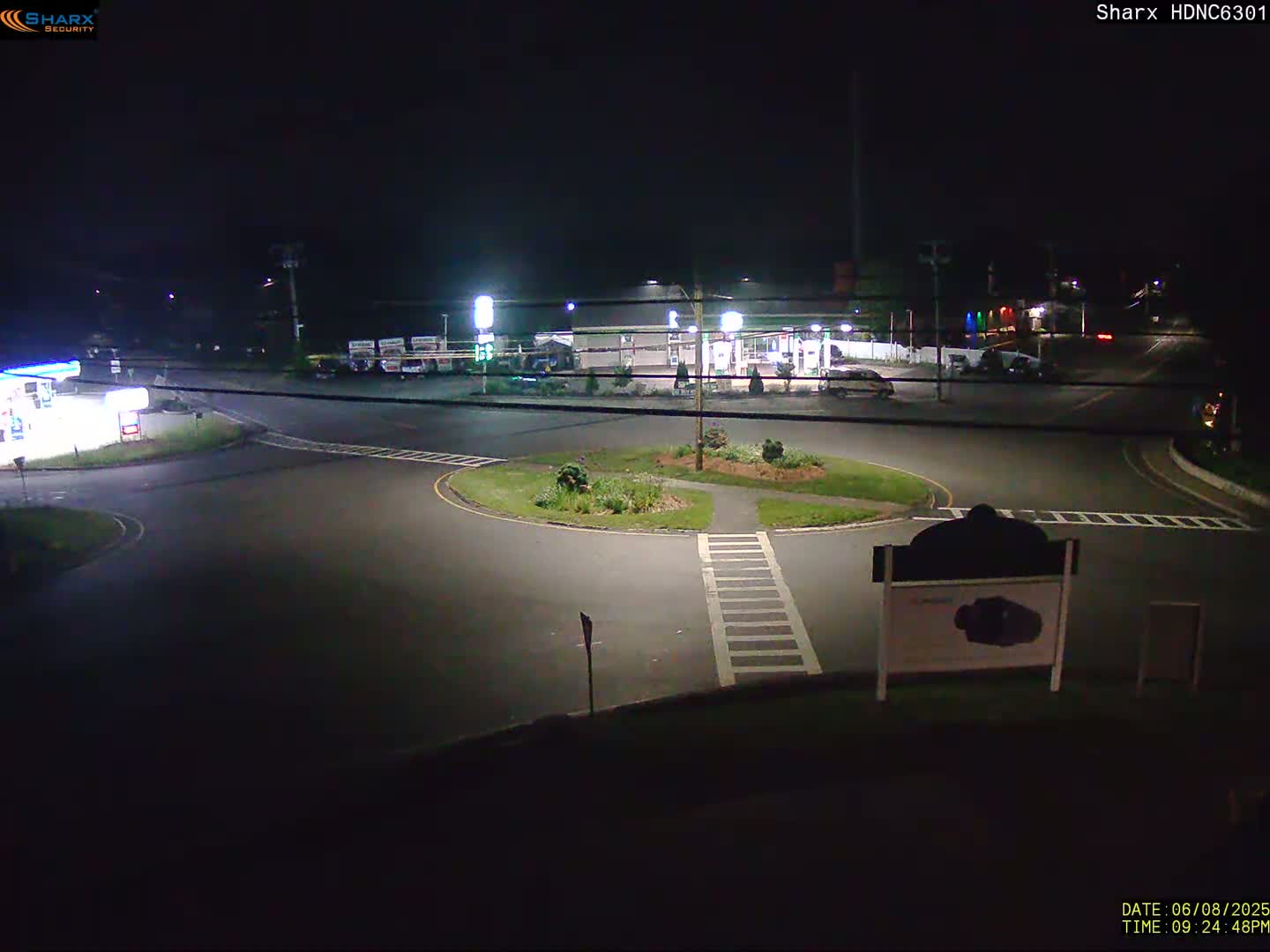 Derry City NH, E Derry Rd/ Chester Rd /E Broadway Derry Village Junction Live Cam - Derry, Rockingham, New Hampshire, USA