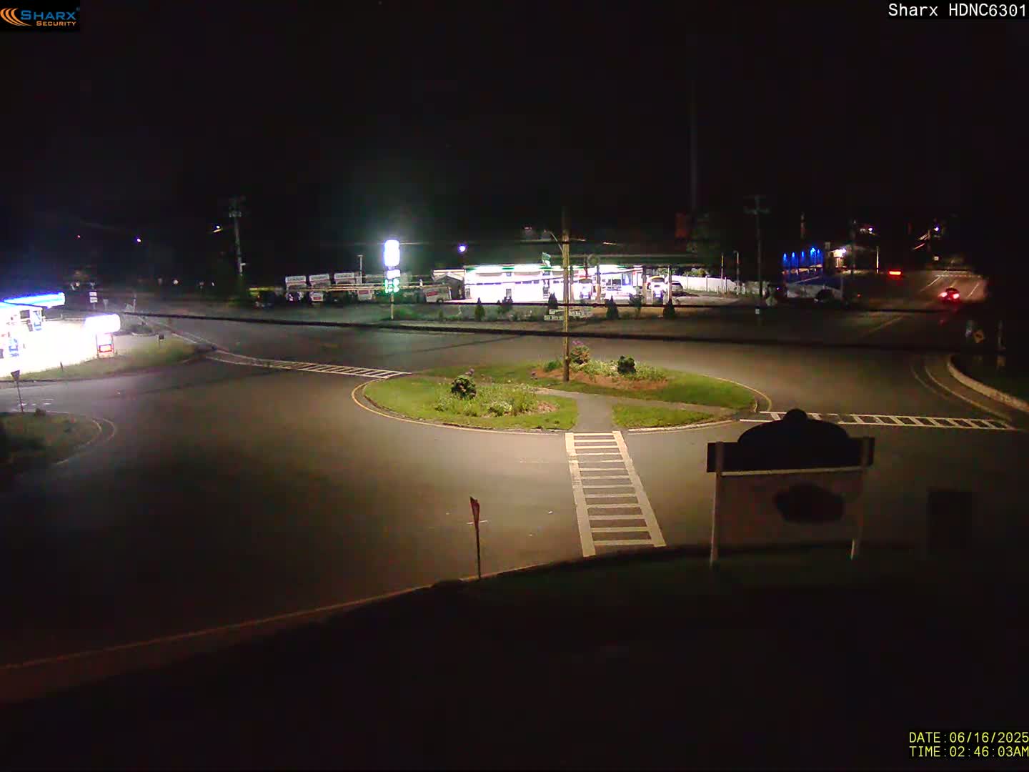 Derry City NH, E Derry Rd/ Chester Rd /E Broadway Derry Village Junction Live Cam - Derry, Rockingham, New Hampshire, USA