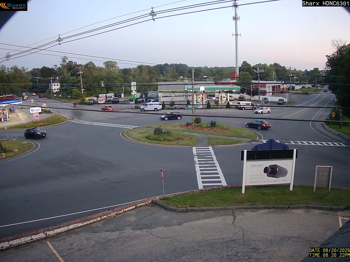 Derry City NH, E Derry Rd/ Chester Rd /E Broadway Derry Village Junction Live Cam - Derry, Rockingham, New Hampshire, USA