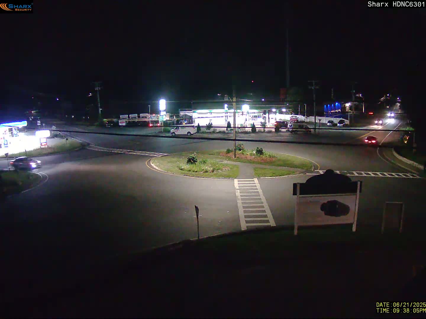 Derry City NH, E Derry Rd/ Chester Rd /E Broadway Derry Village Junction Live Cam - Derry, Rockingham, New Hampshire, USA