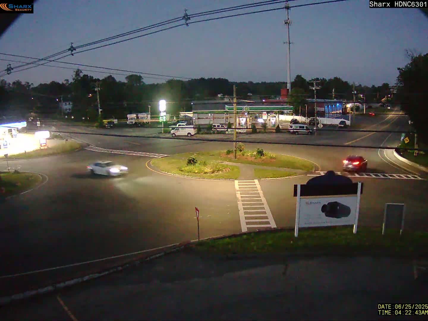 Derry City NH, E Derry Rd/ Chester Rd /E Broadway Derry Village Junction Live Cam - Derry, Rockingham, New Hampshire, USA