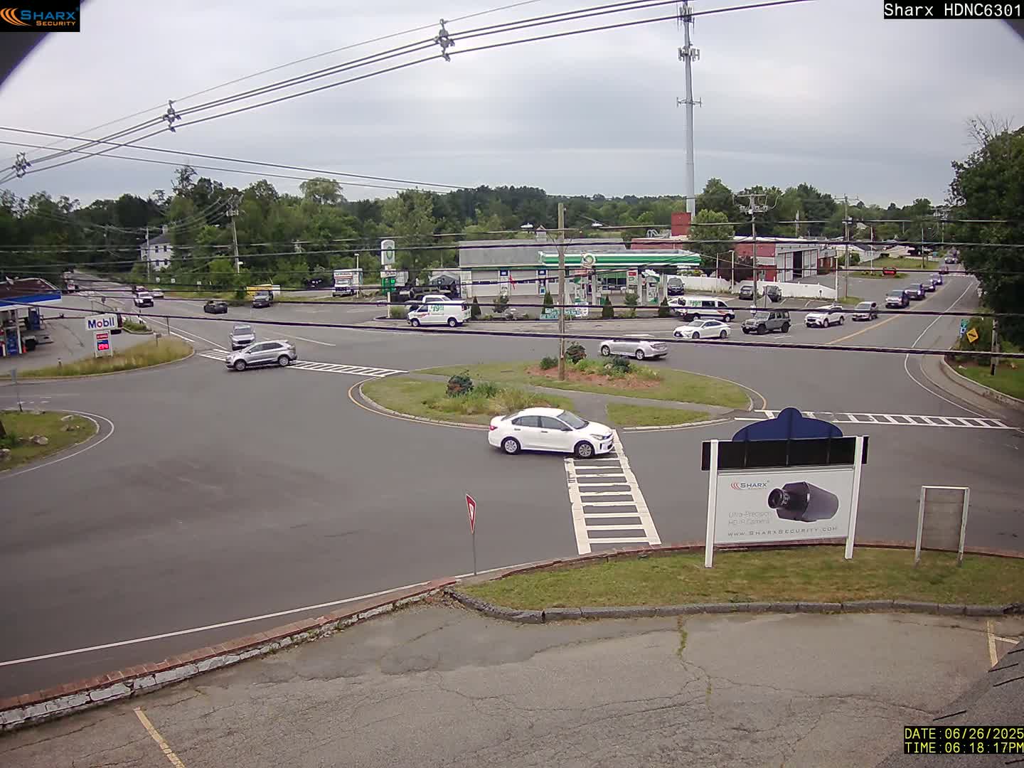 Derry City NH, E Derry Rd/ Chester Rd /E Broadway Derry Village Junction Live Cam - Derry, Rockingham, New Hampshire, USA